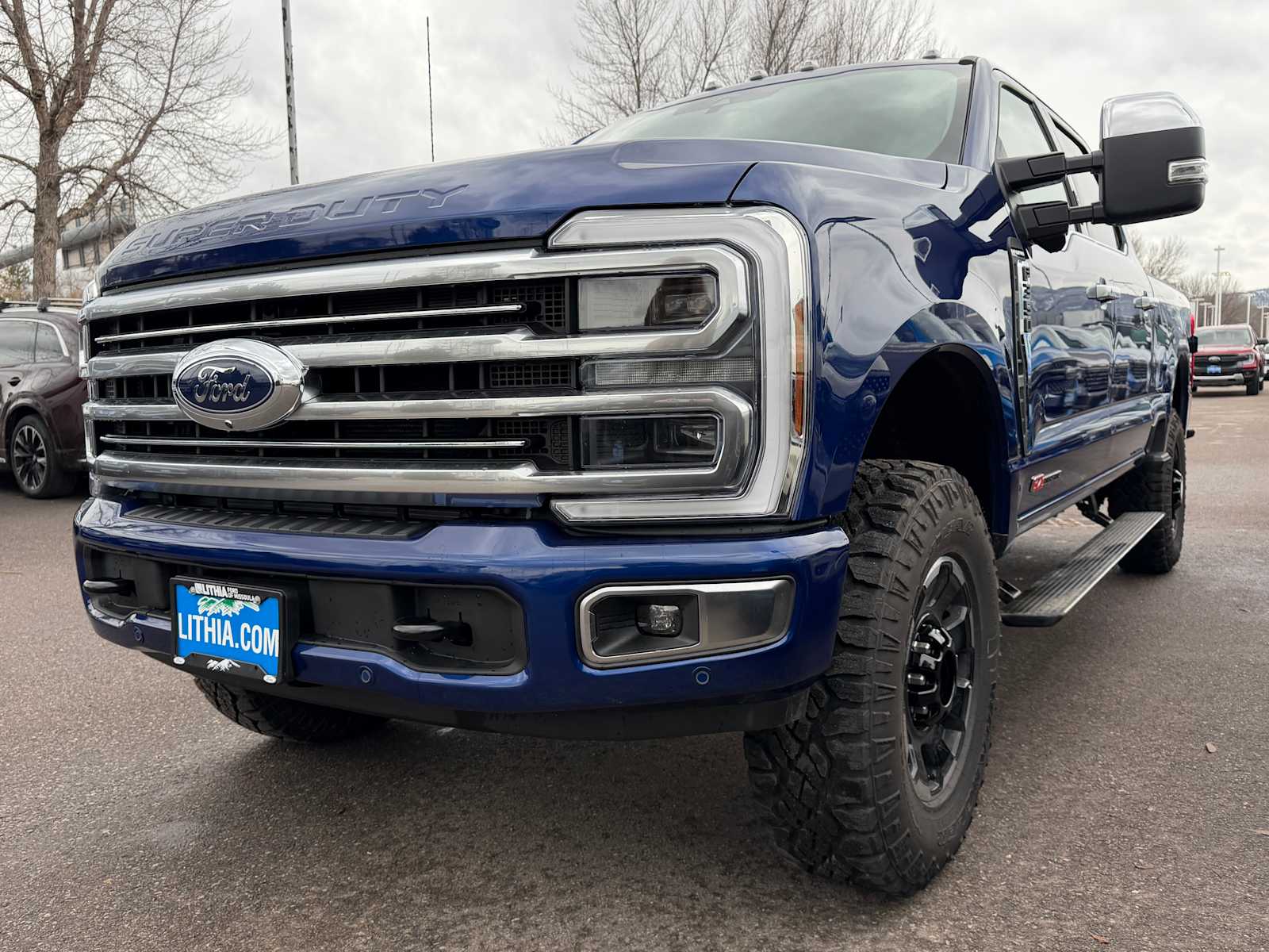 2026 Ford F-350 Super Duty Platinum's photo