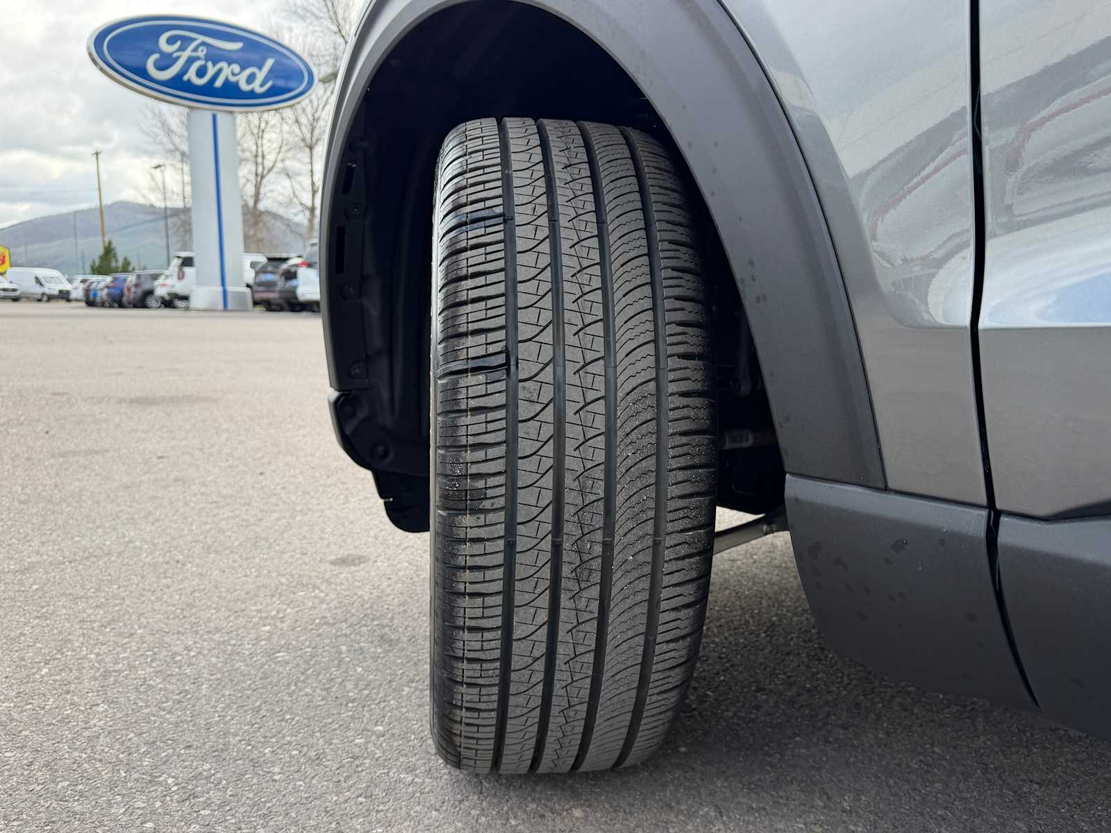 Thumbnail: 2026 Ford Explorer - 32