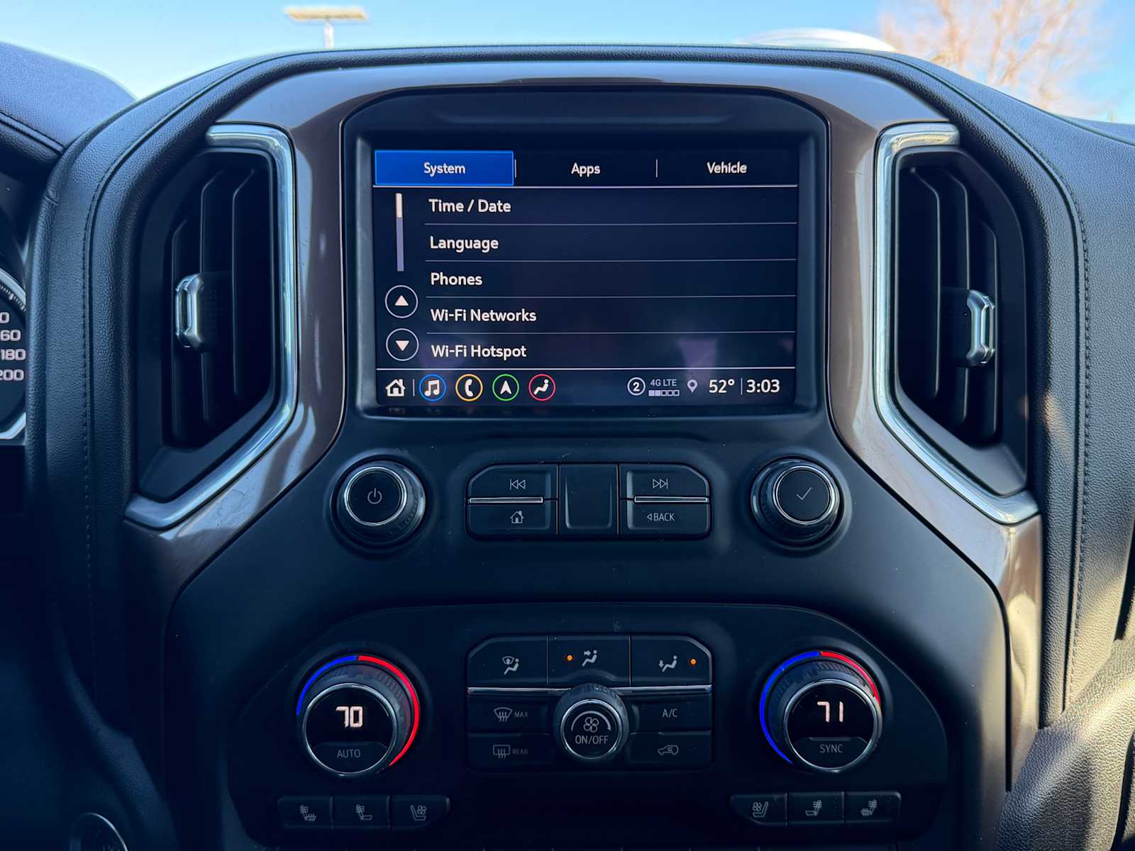 Thumbnail: 2021 Chevrolet Silverado 3500 - 21