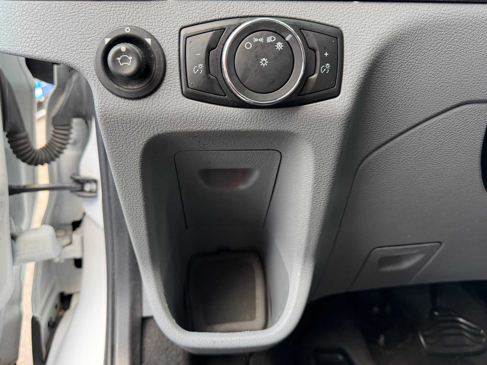 Thumbnail: 2018 Ford Transit Series - 13