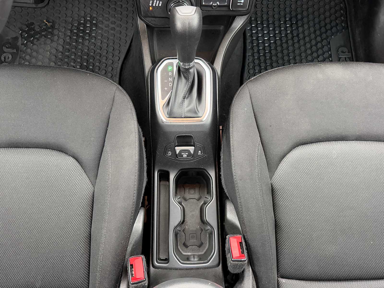 Thumbnail: 2023 Jeep Renegade - 20