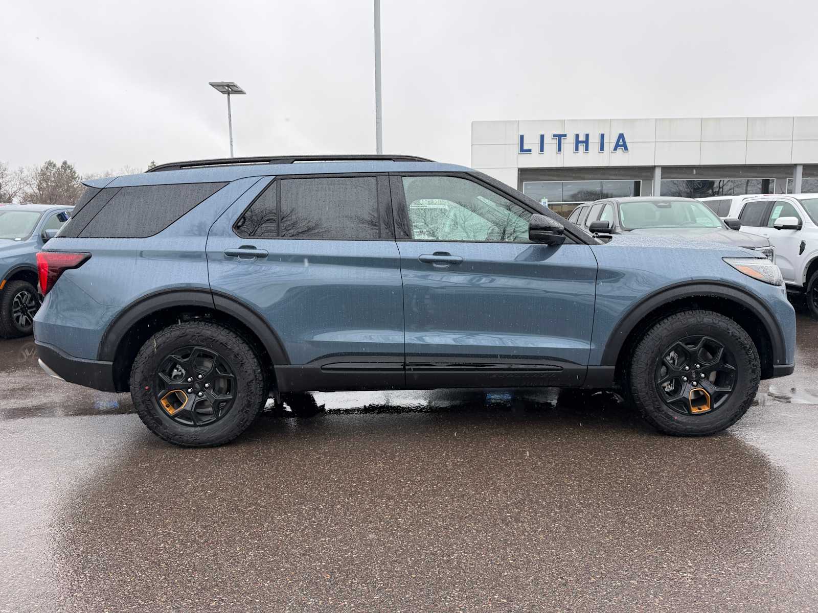 Thumbnail: 2026 Ford Explorer - 6