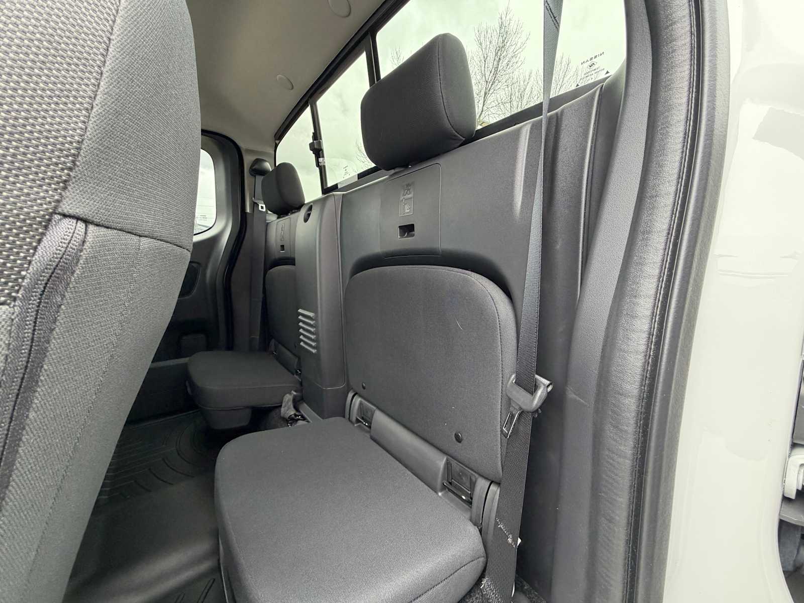 Thumbnail: 2025 Nissan Frontier - 24