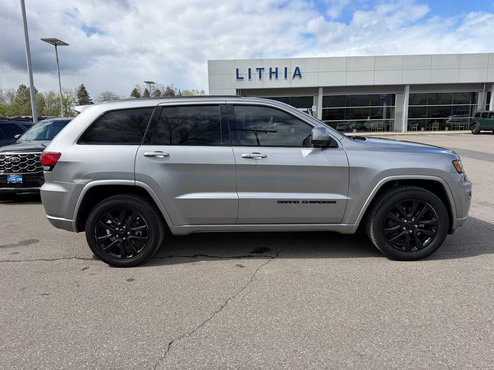 Thumbnail: 2021 Jeep Grand Cherokee - 6