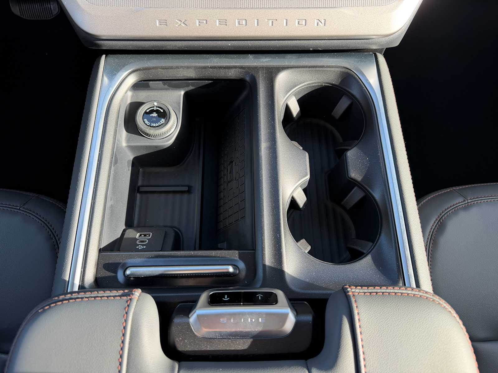 Thumbnail: 2025 Ford Expedition - 19