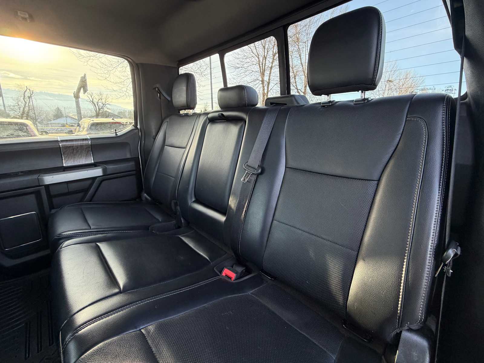 Thumbnail: 2019 Ford Econoline - 28