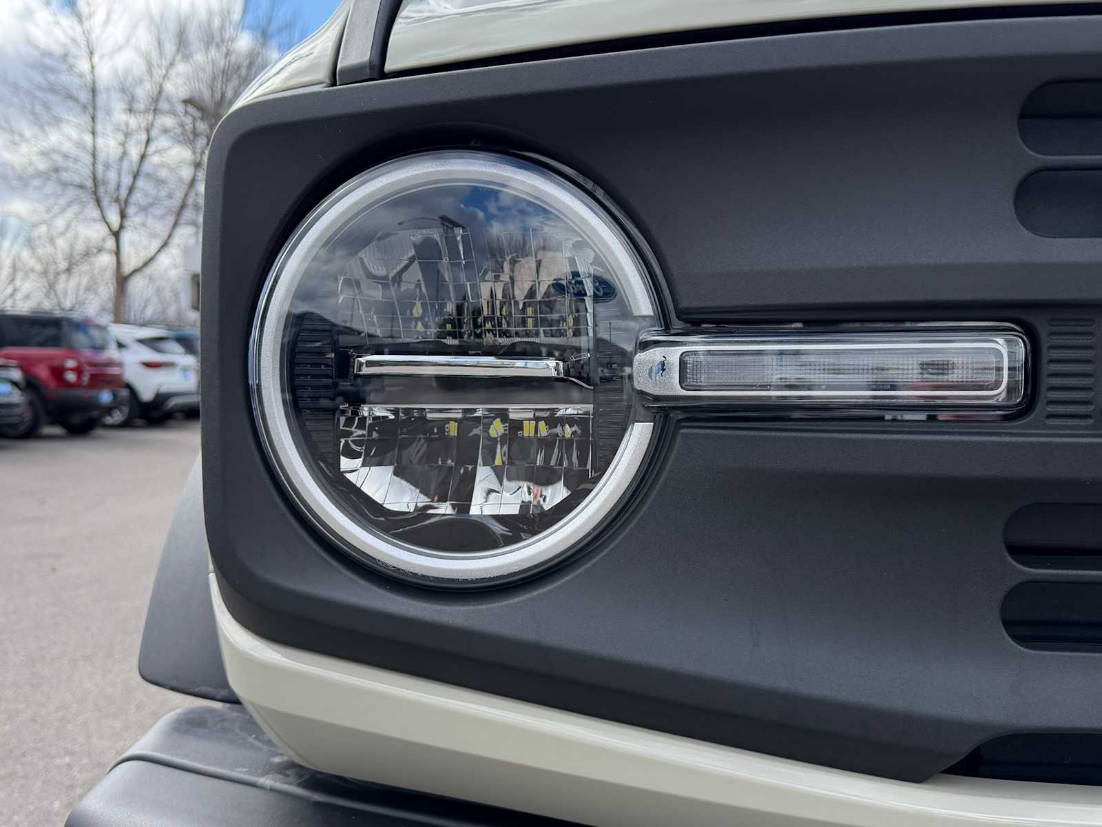 Thumbnail: 2026 Ford Bronco - 3