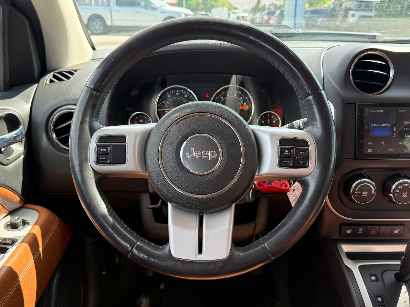 Thumbnail: 2017 Jeep Compass - 13