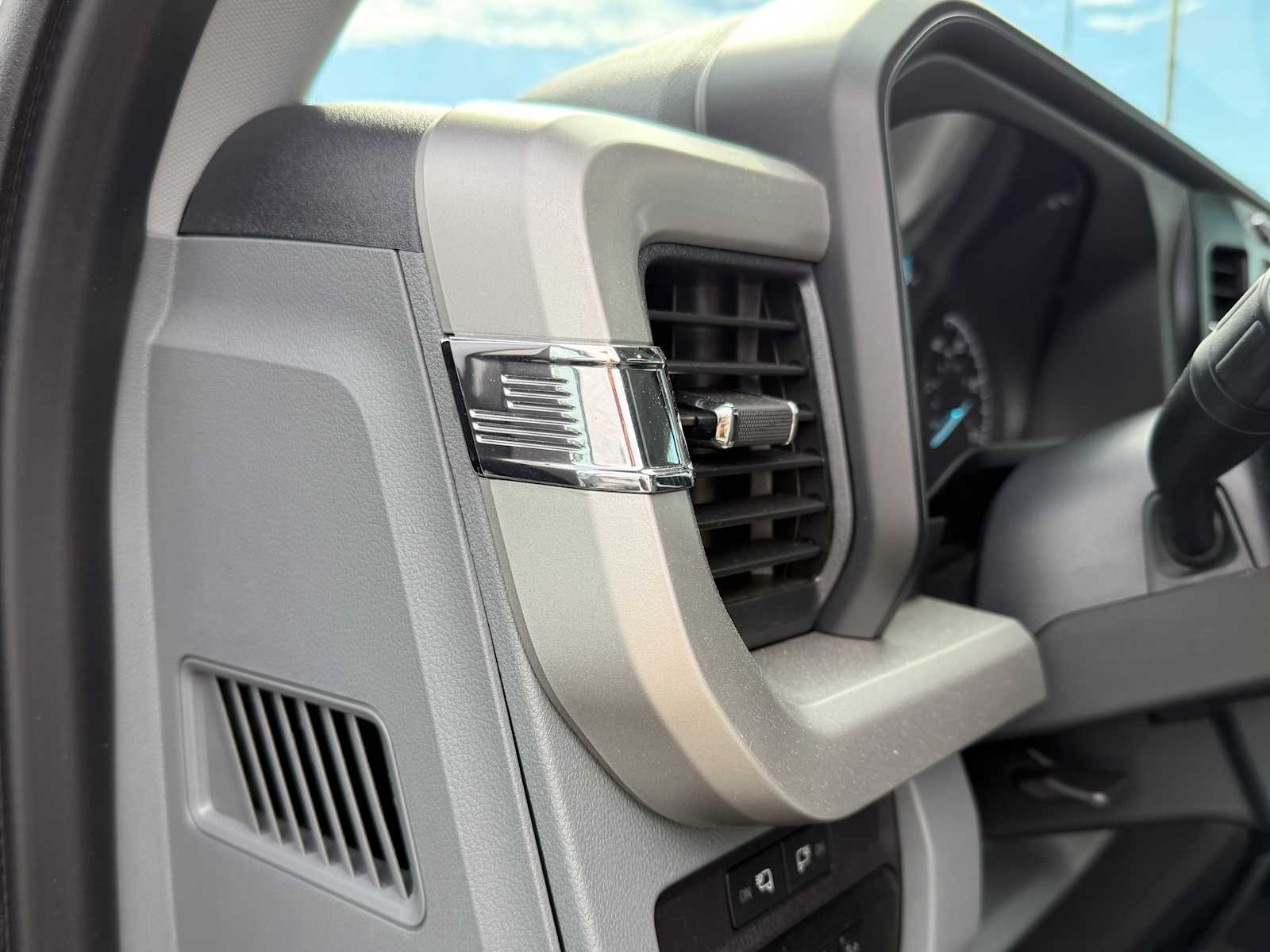 Thumbnail: 2024 Ford Econoline - 11