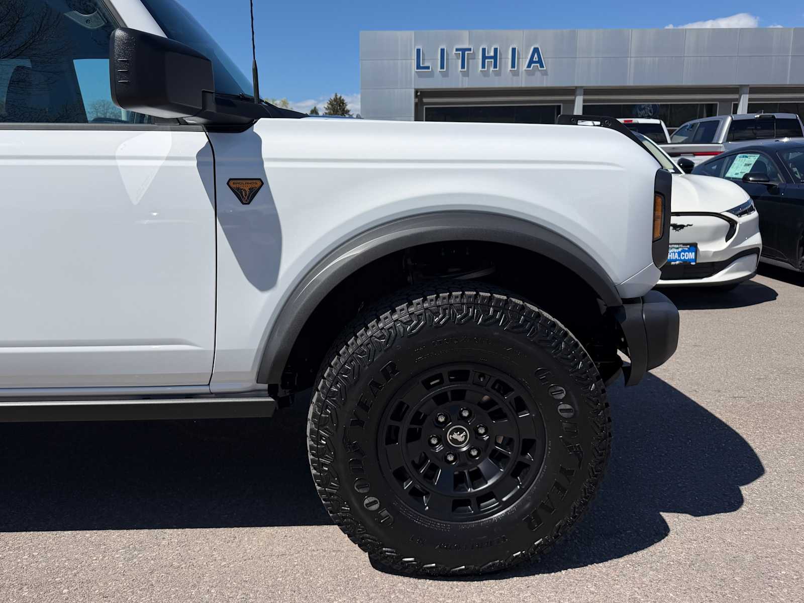 Thumbnail: 2026 Ford Bronco - 5