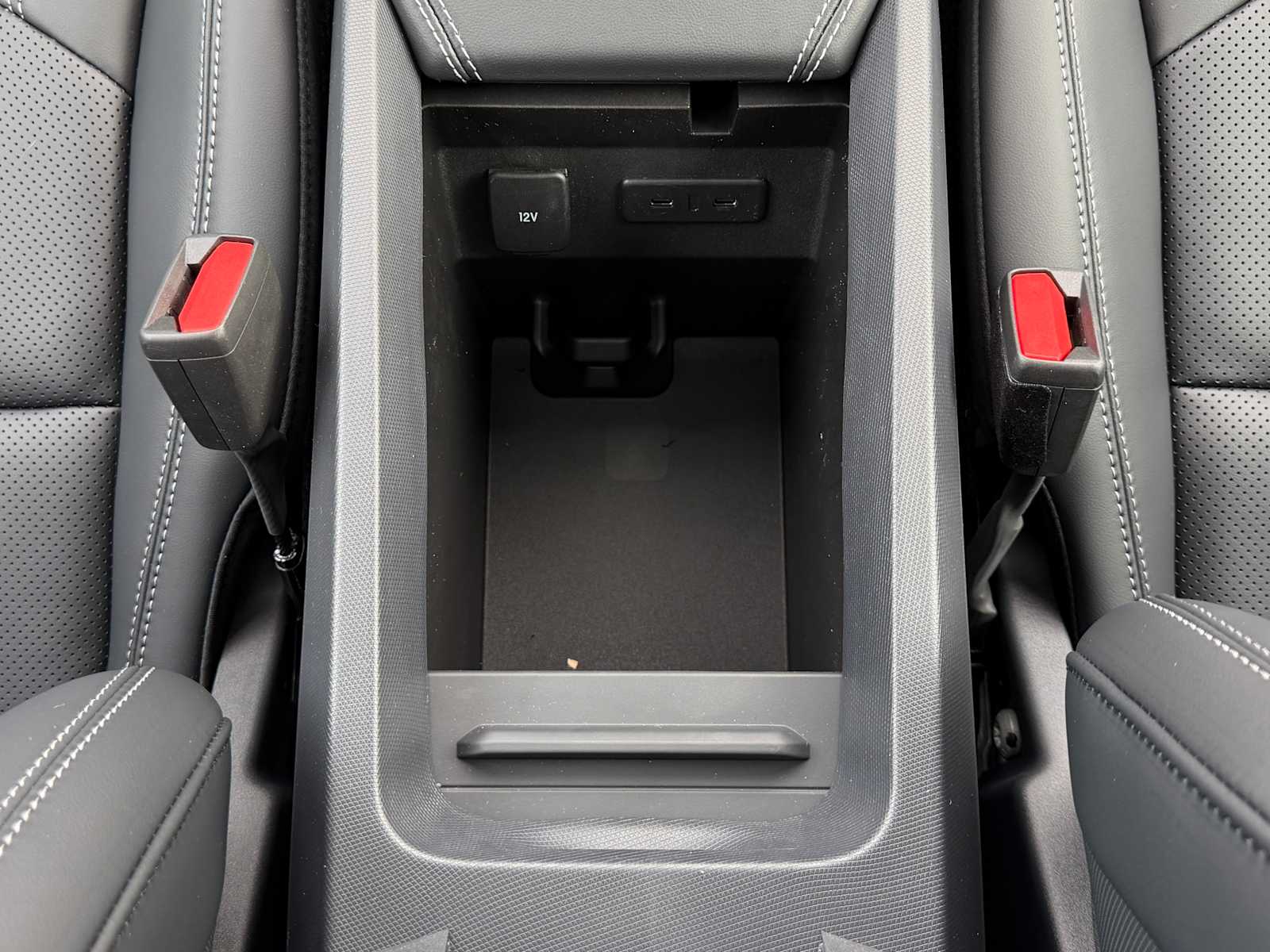 Thumbnail: 2025 Ford Mustang Mach-E - 22