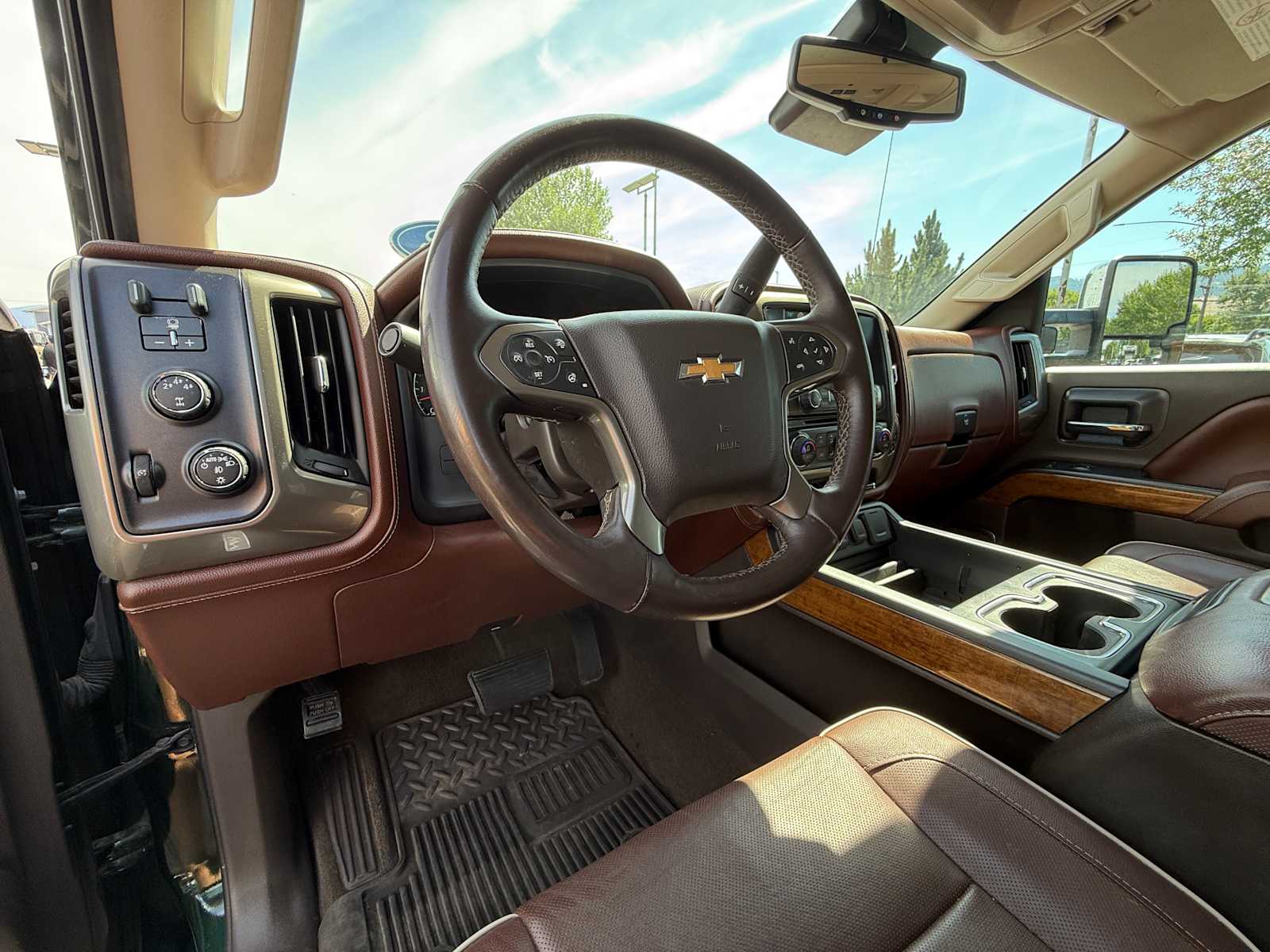 Thumbnail: 2015 Chevrolet Silverado 2500 - 15