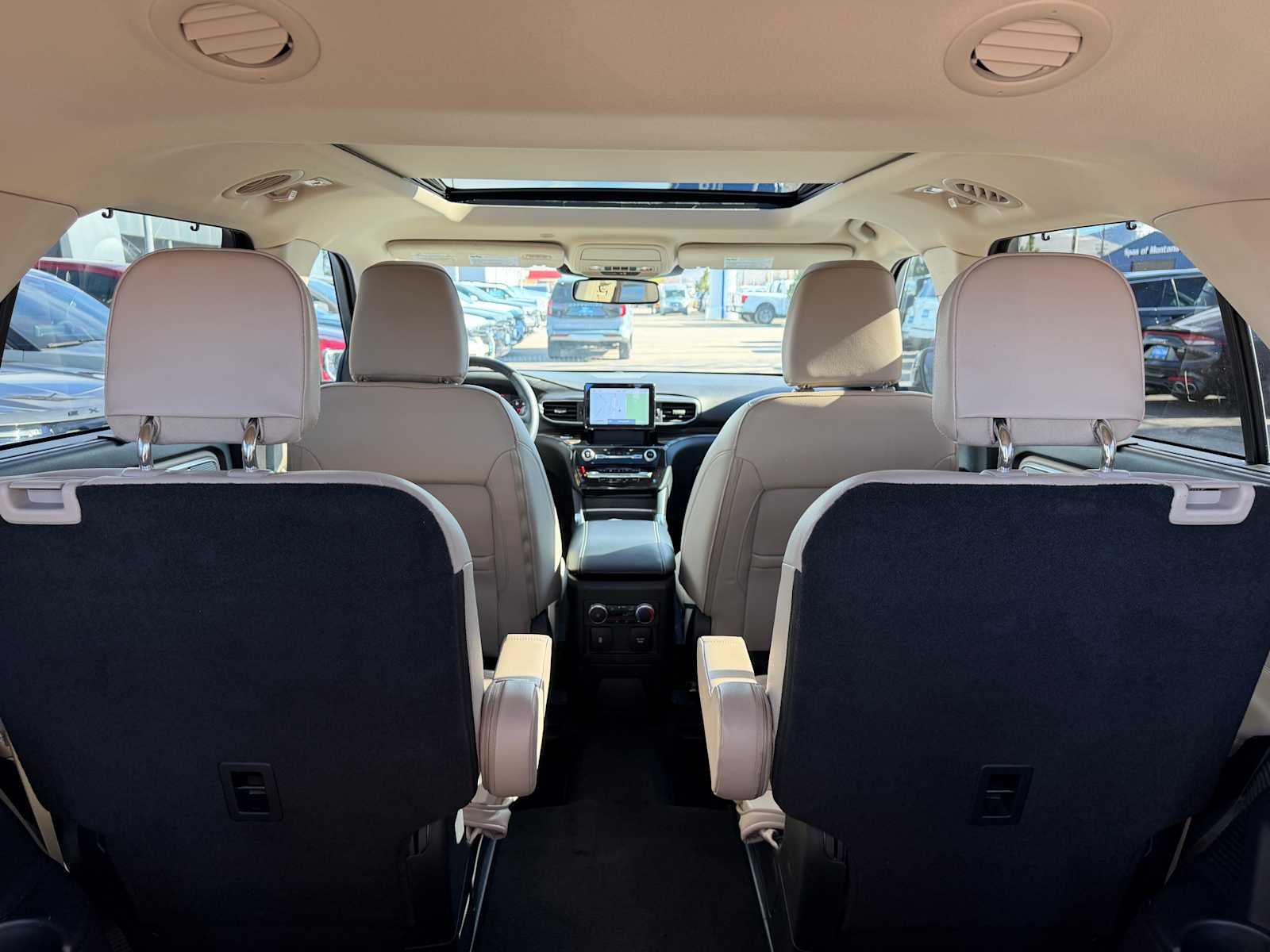 Thumbnail: 2022 Ford Explorer - 29