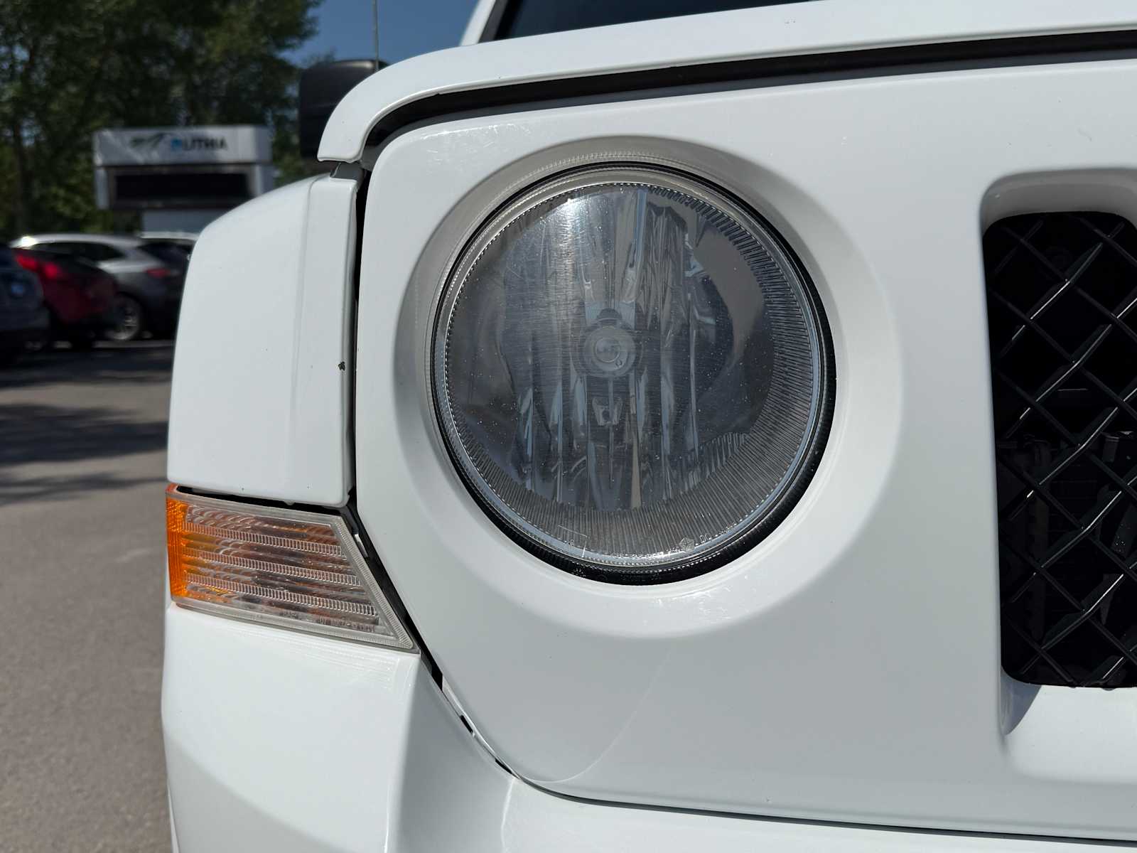 Thumbnail: 2017 Jeep Patriot - 3