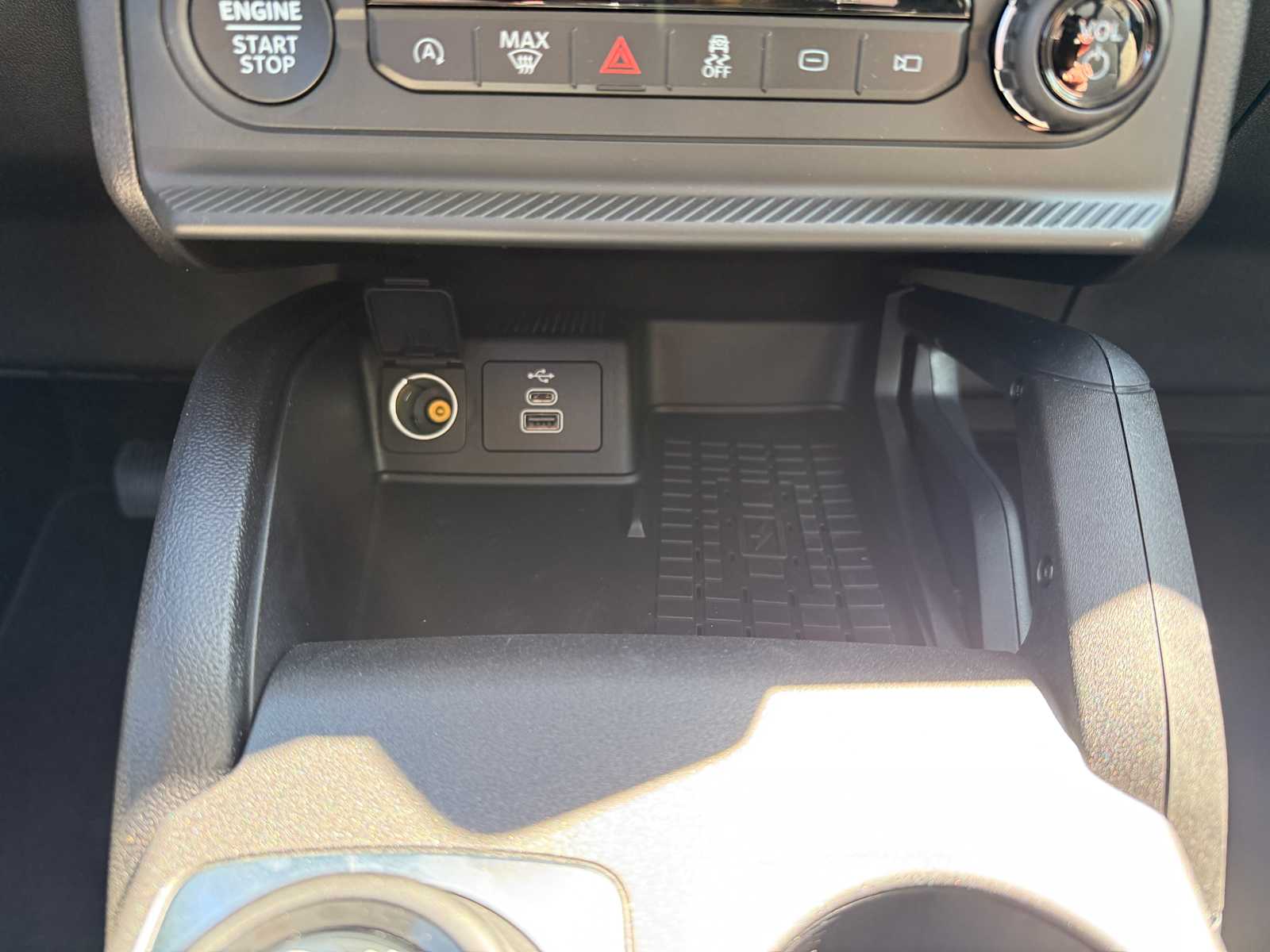 Thumbnail: 2025 Ford Bronco Sport - 19