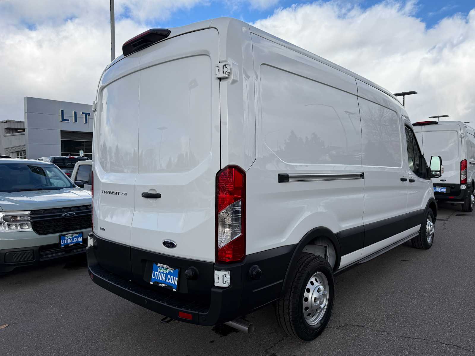 2024 Ford Transit Series 250 7