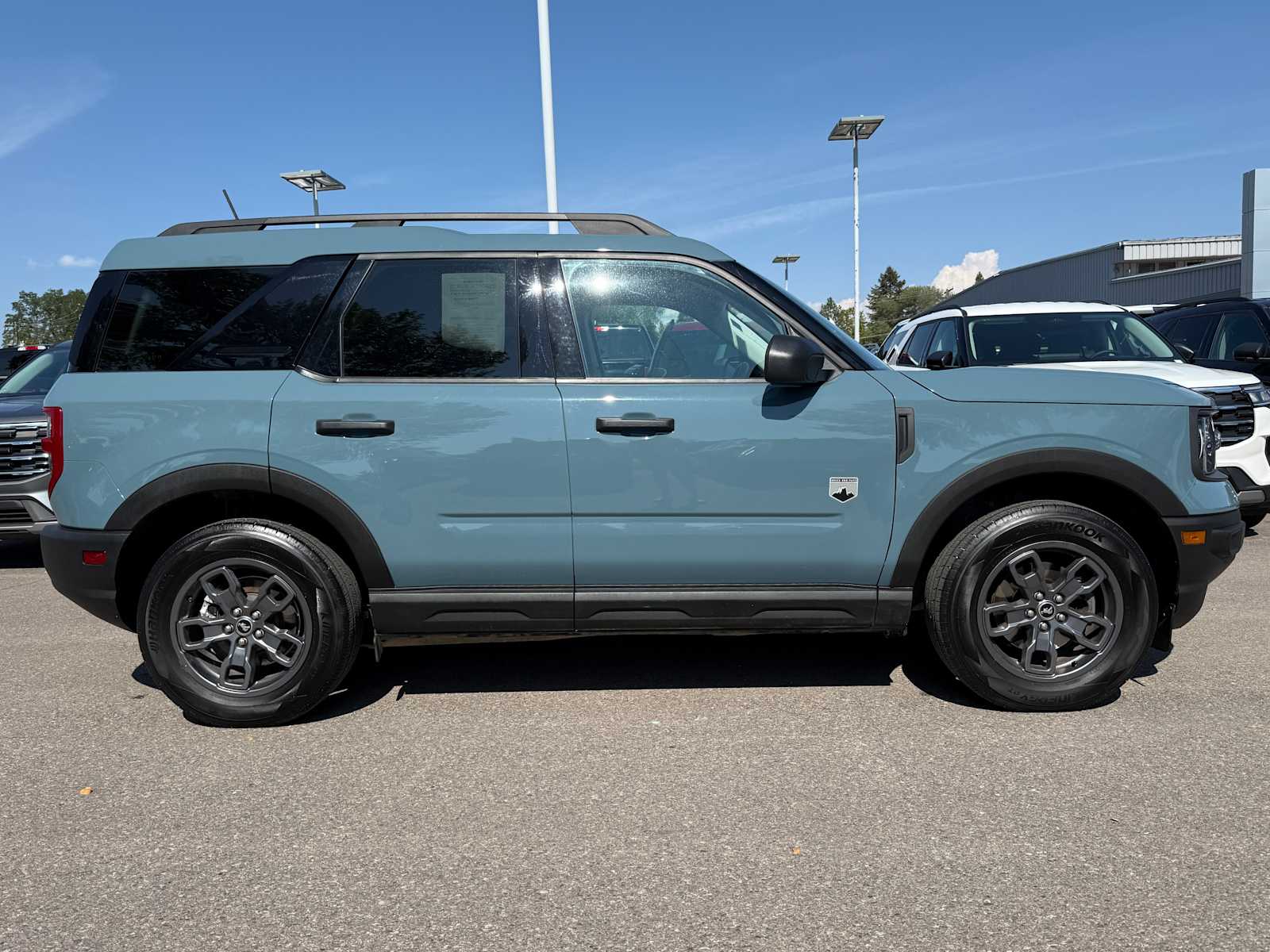 Thumbnail: 2022 Ford Bronco Sport - 6