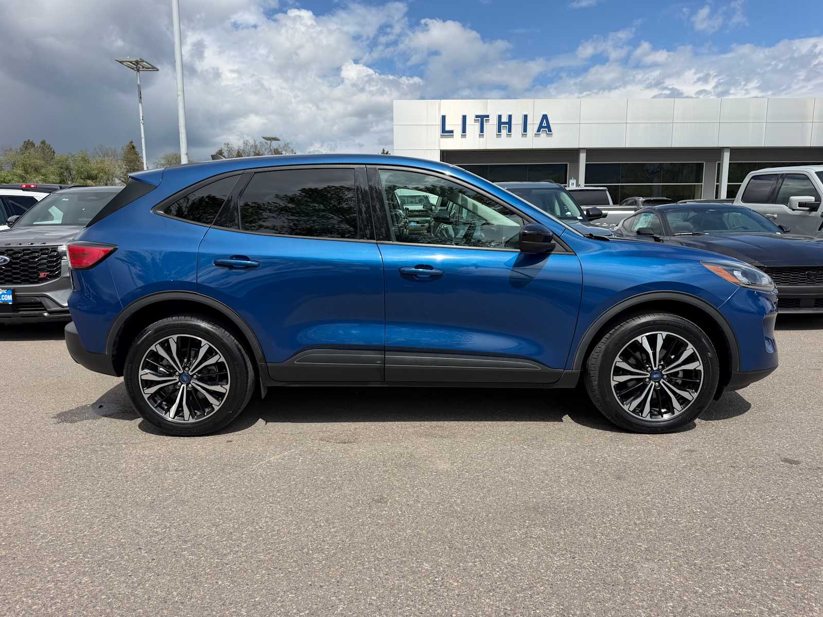Thumbnail: 2022 Ford Escape - 6