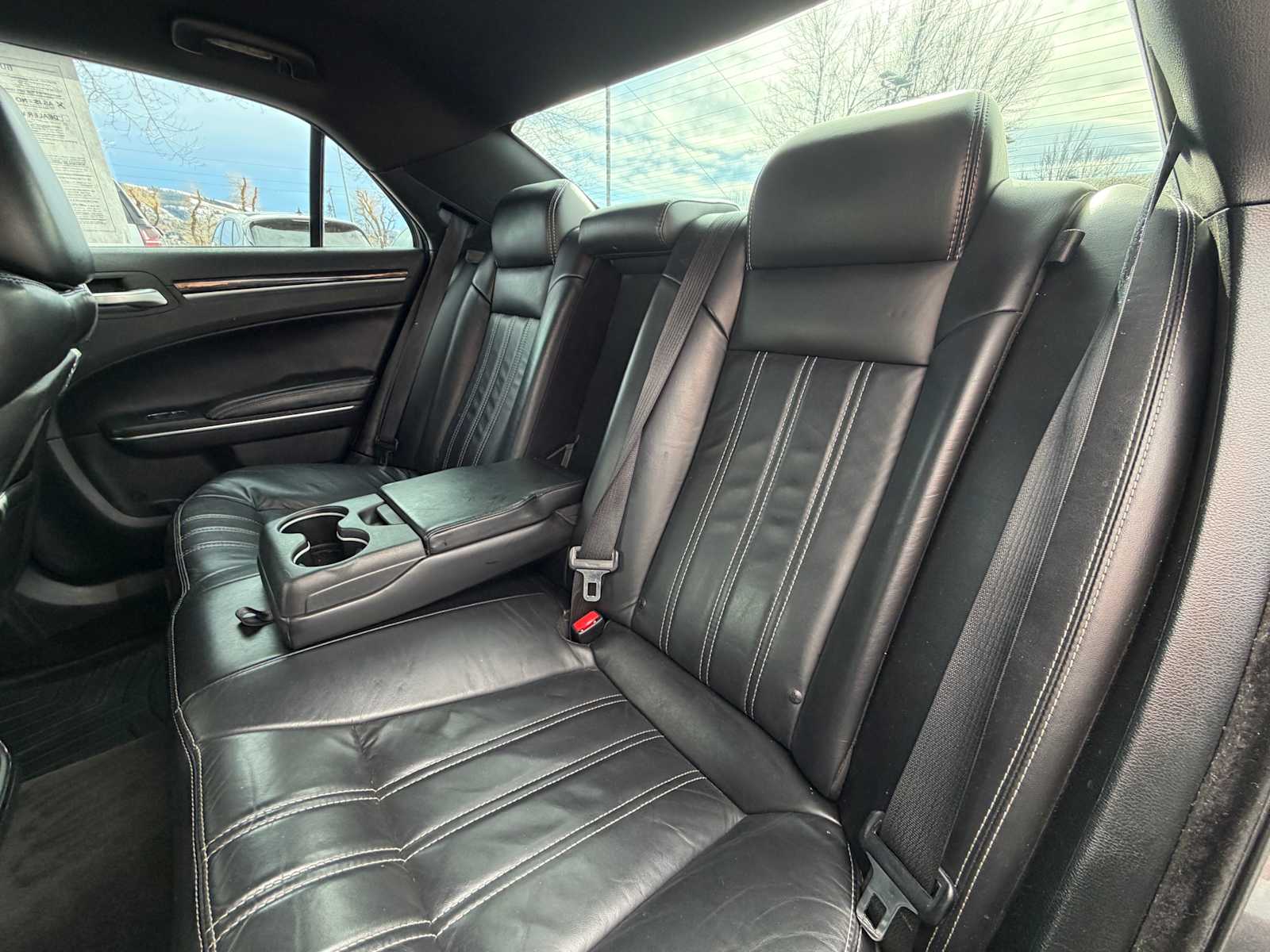 Thumbnail: 2018 Chrysler 300 - 26