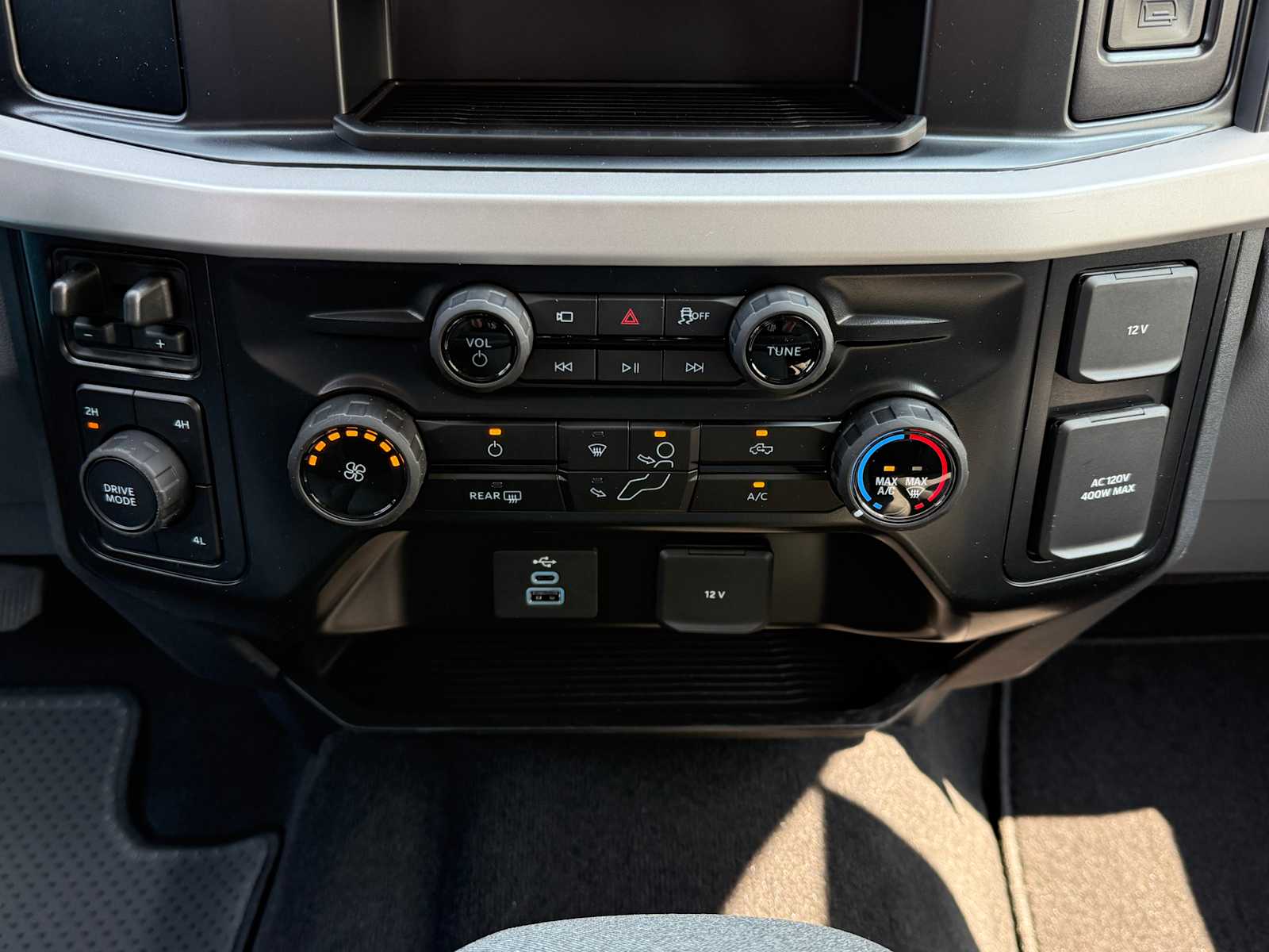 Thumbnail: 2026 Ford F-350 - 18