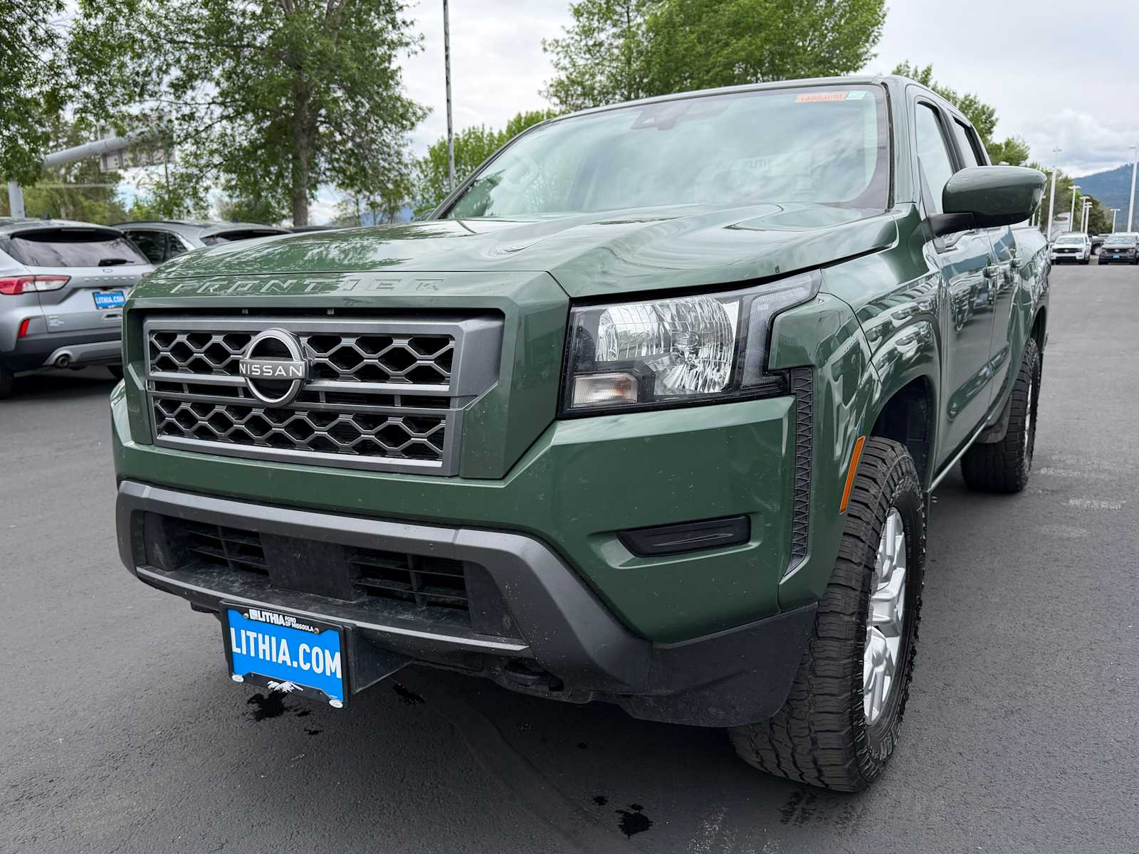 2023 Nissan Frontier SV Crew Cab 4X4 SWB's photo
