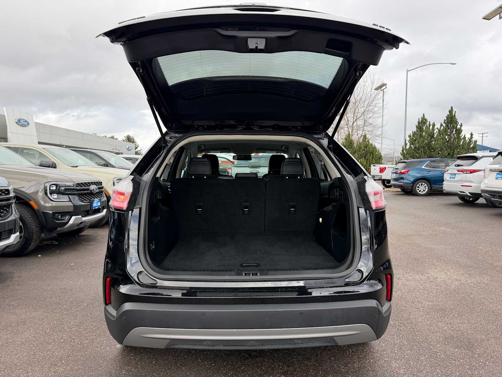 Thumbnail: 2024 Ford Edge - 13