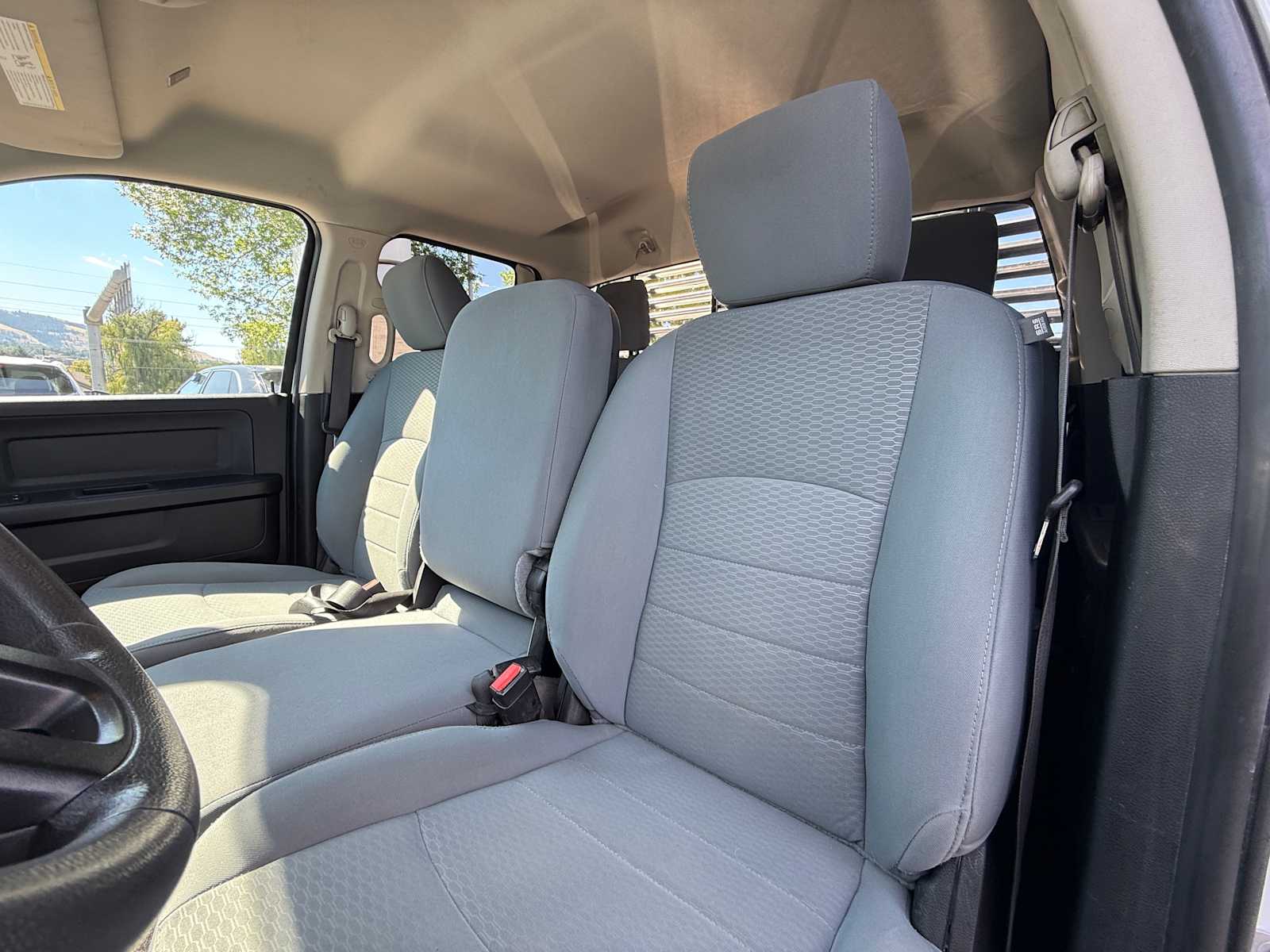 Thumbnail: 2019 RAM 1500 Classic - 11