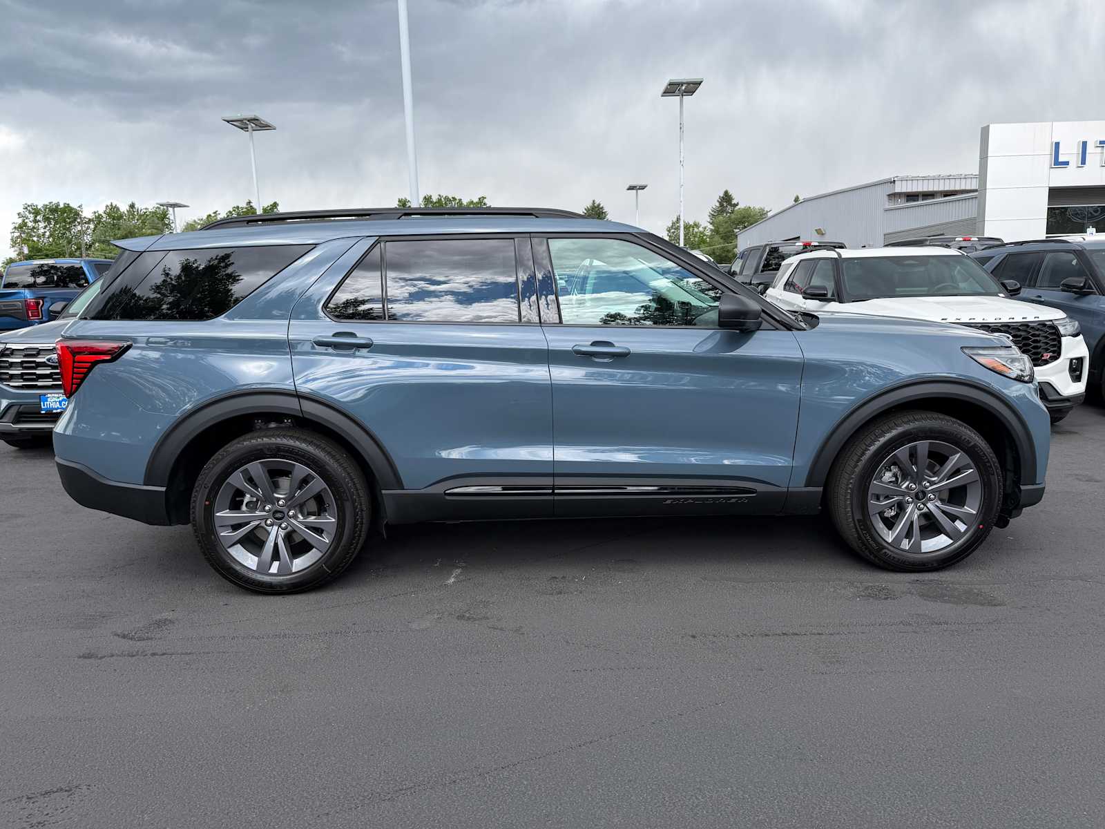 Thumbnail: 2026 Ford Explorer - 6