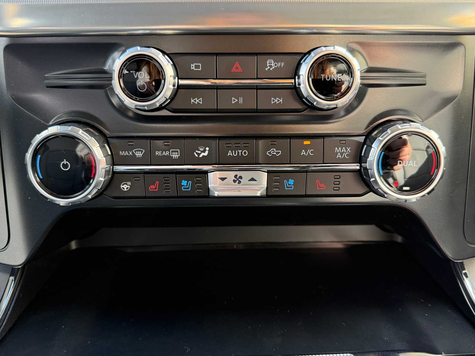 Thumbnail: 2025 Ford F-150 - 18