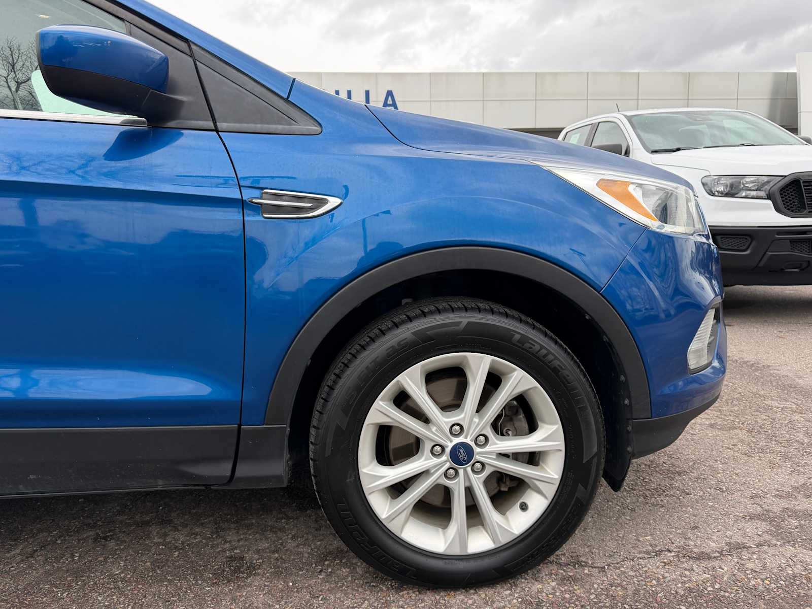 Thumbnail: 2019 Ford Escape - 5