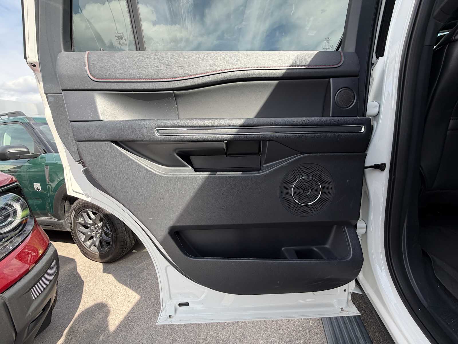 Thumbnail: 2023 Ford Expedition - 25