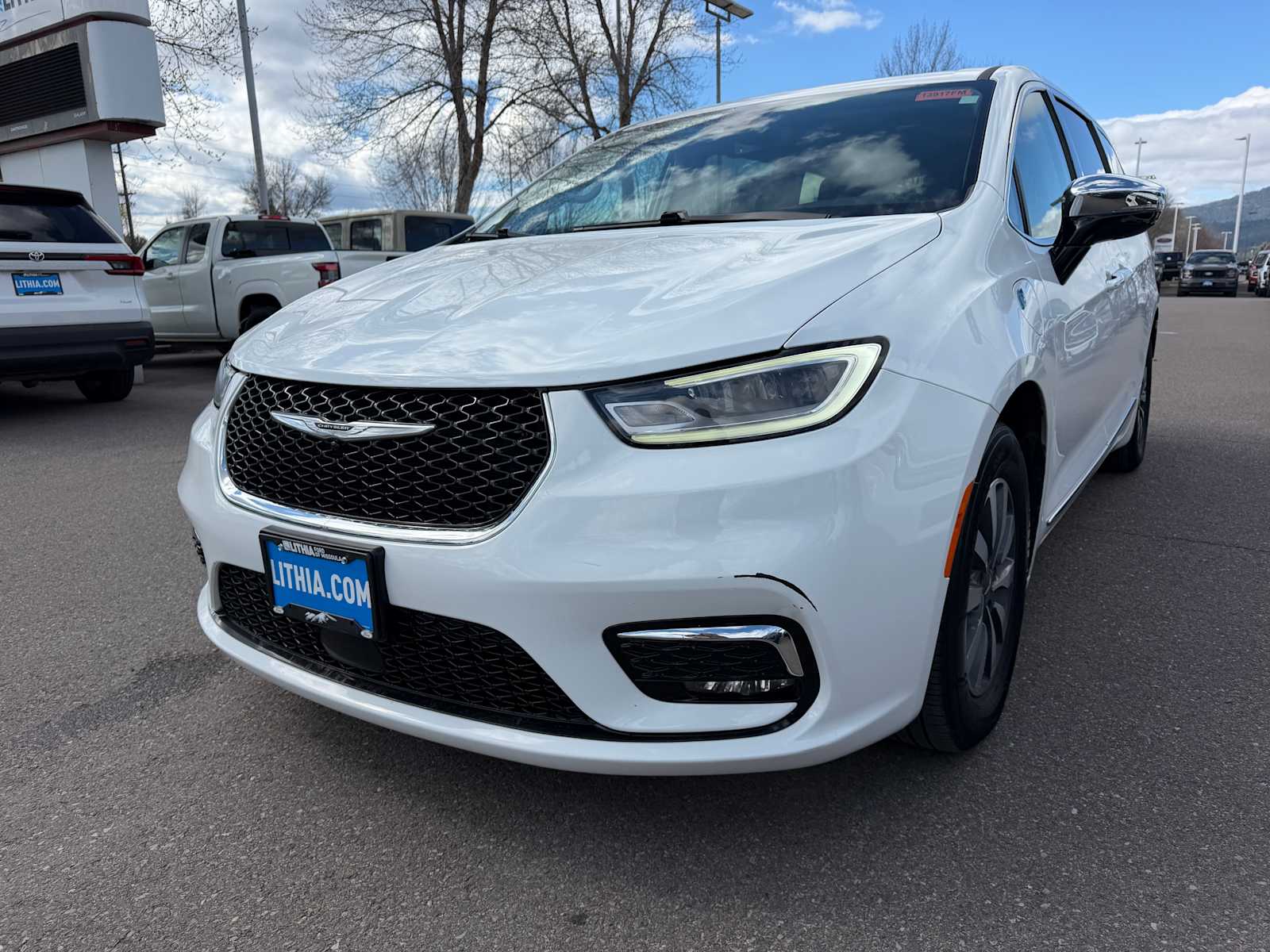 2023 Chrysler Pacifica Hybrid