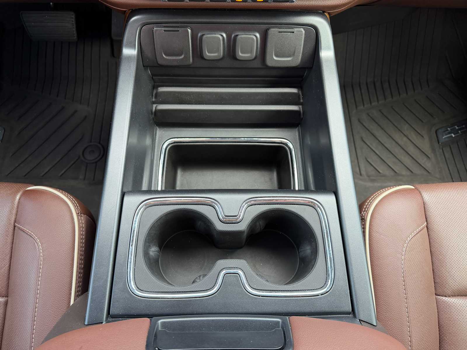 Thumbnail: 2019 Chevrolet Silverado 3500 - 18