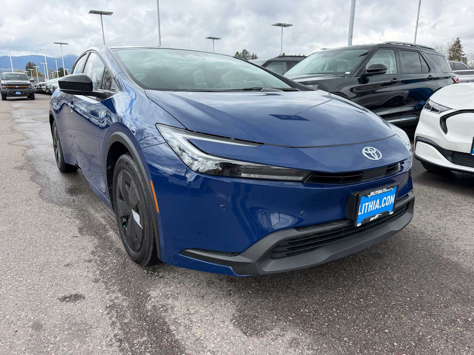 Thumbnail: 2025 Toyota Prius - 4