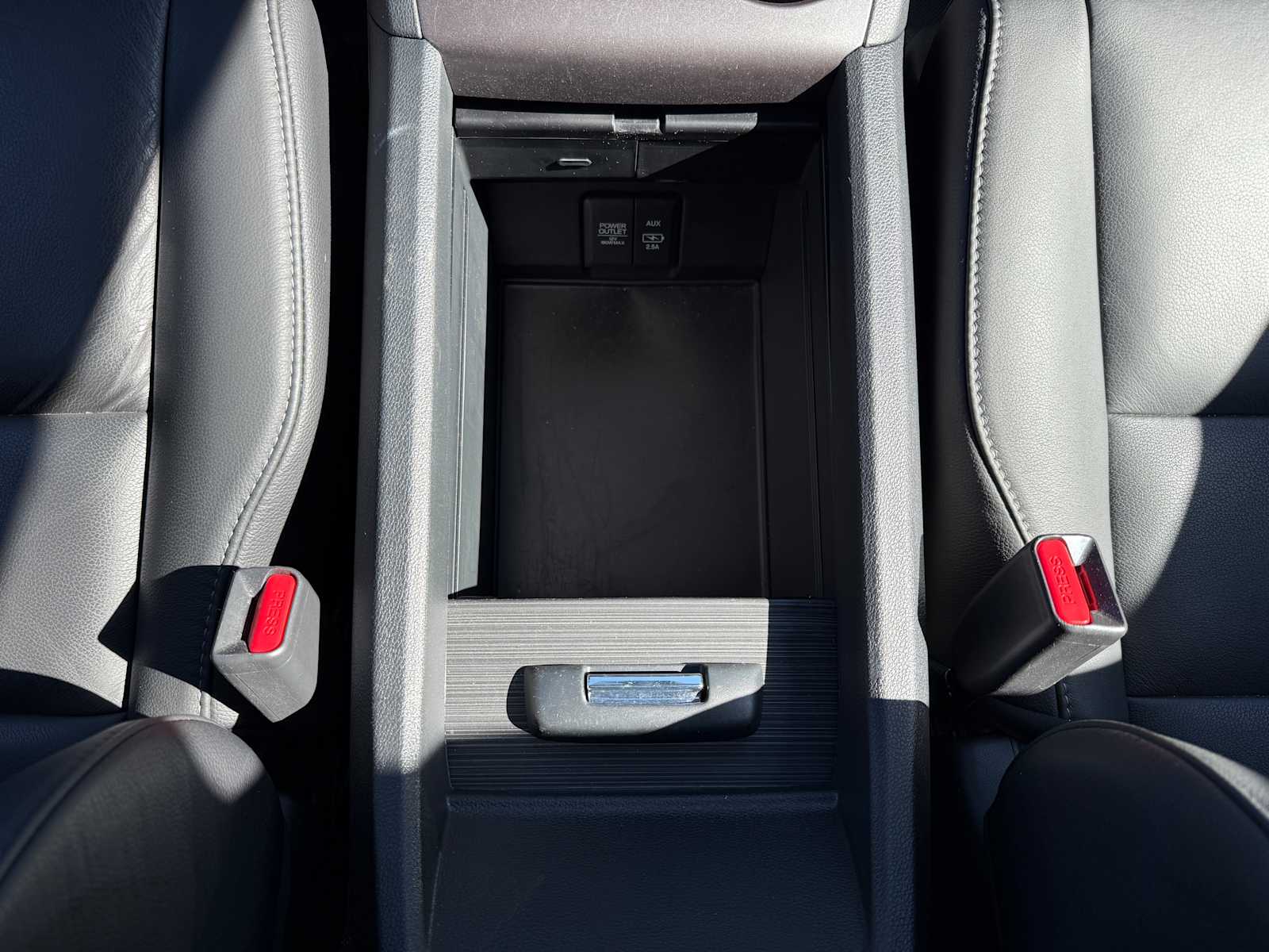 Thumbnail: 2022 Honda Pilot - 19