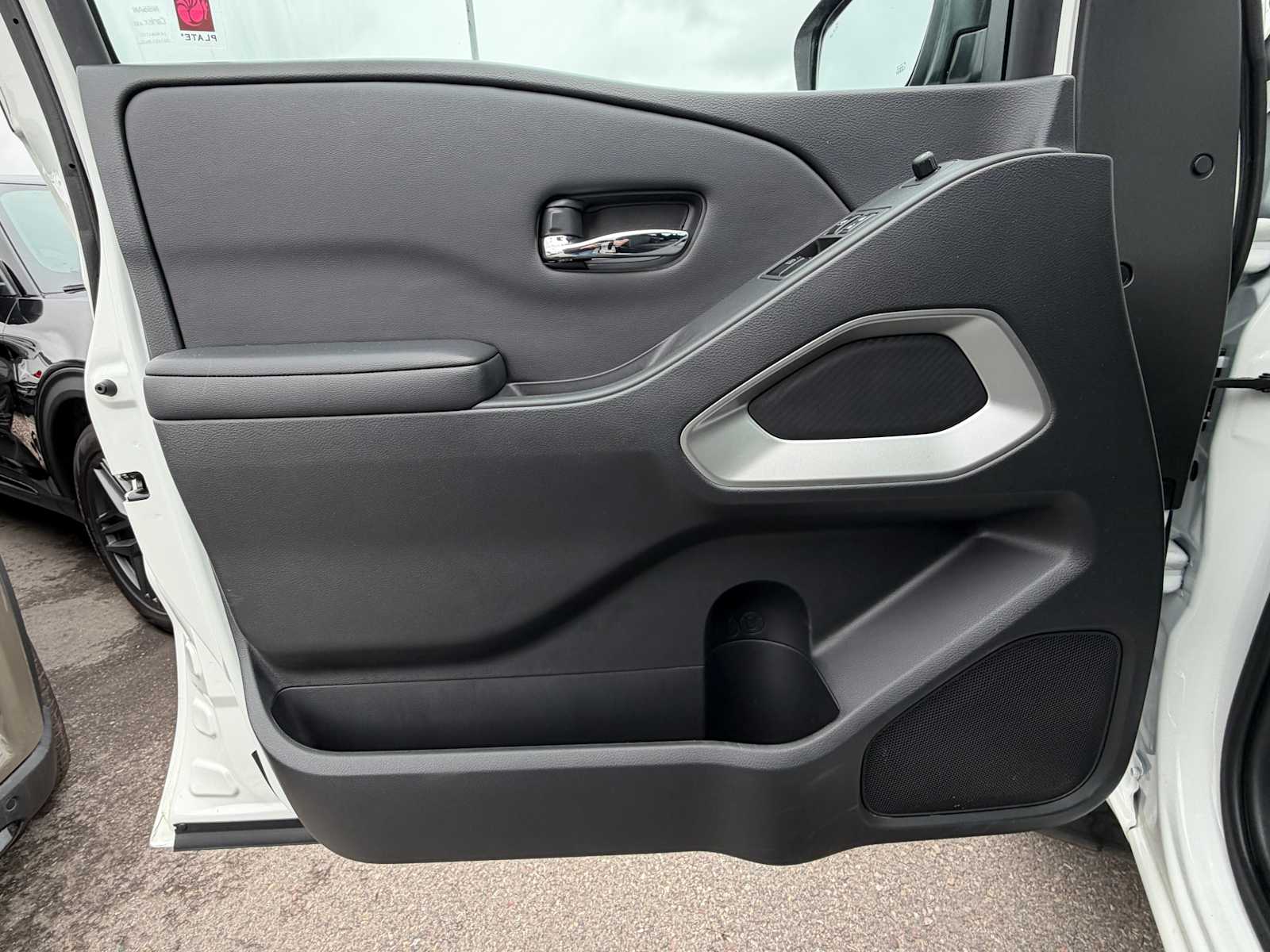 Thumbnail: 2025 Nissan Frontier - 10