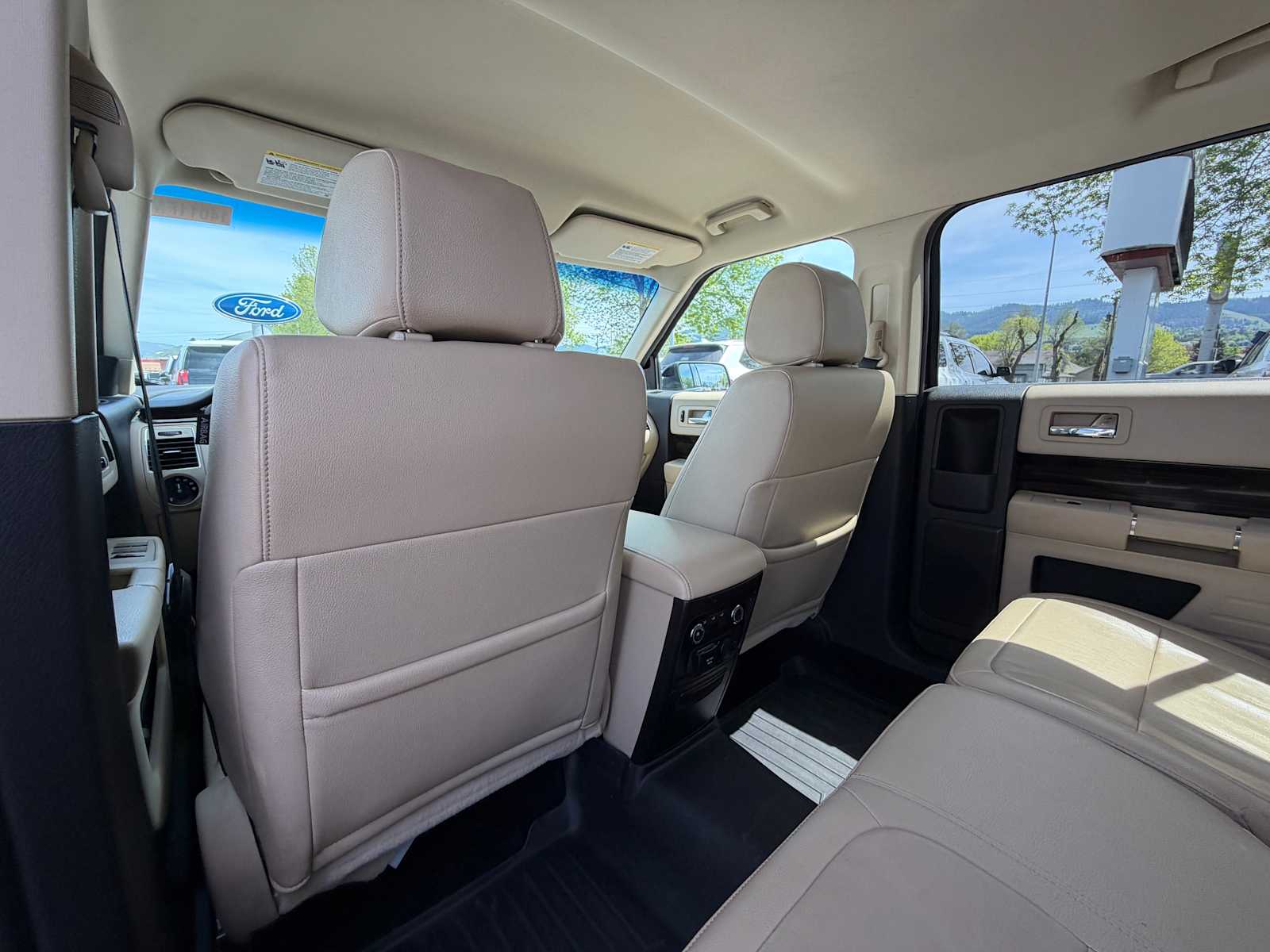 Thumbnail: 2019 Ford Flex - 24