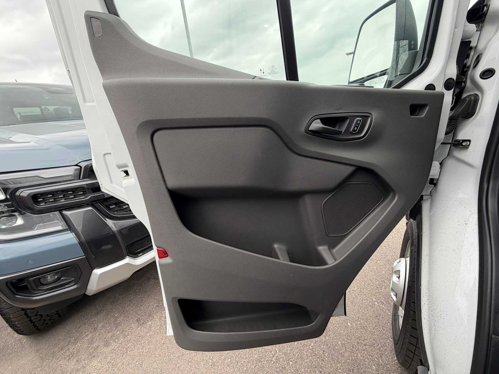 Thumbnail: 2025 Ford Transit Series - 13