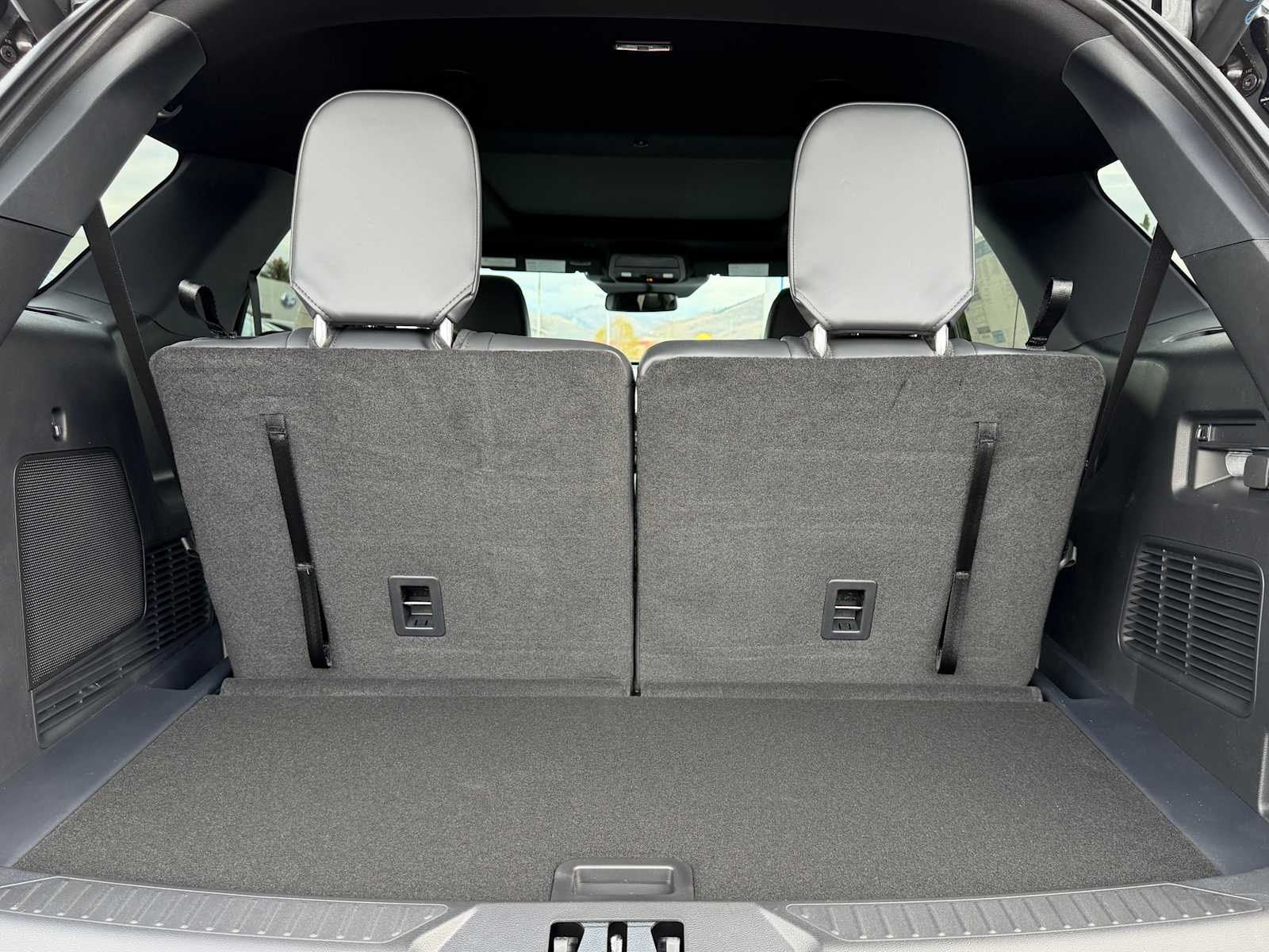 Thumbnail: 2026 Ford Explorer - 10