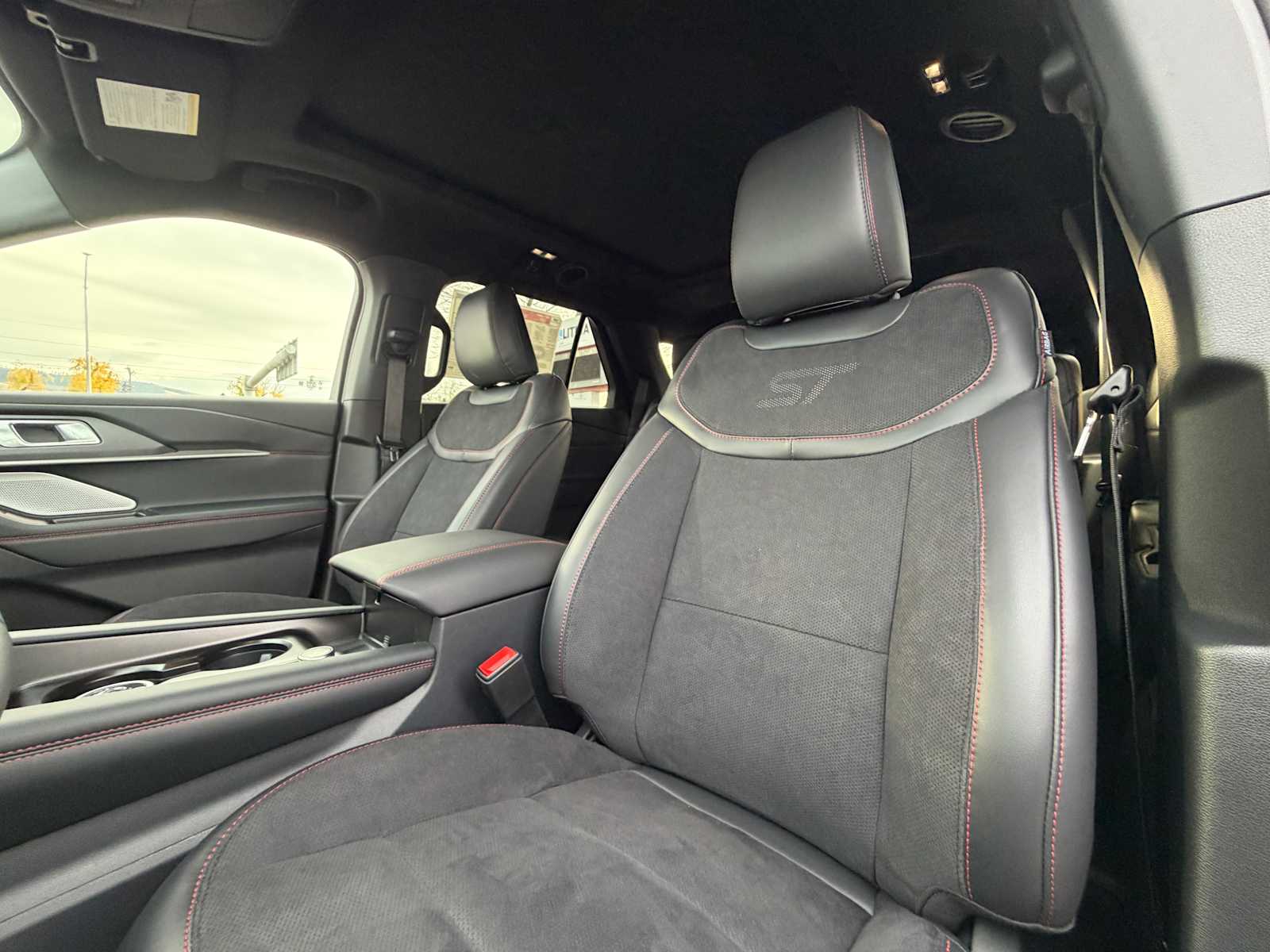 Thumbnail: 2026 Ford Explorer - 14