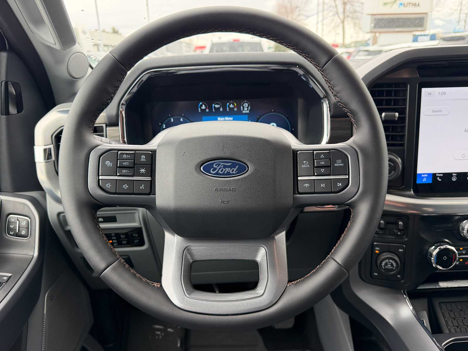 2025 Ford F-150 Lariat - Photo 15