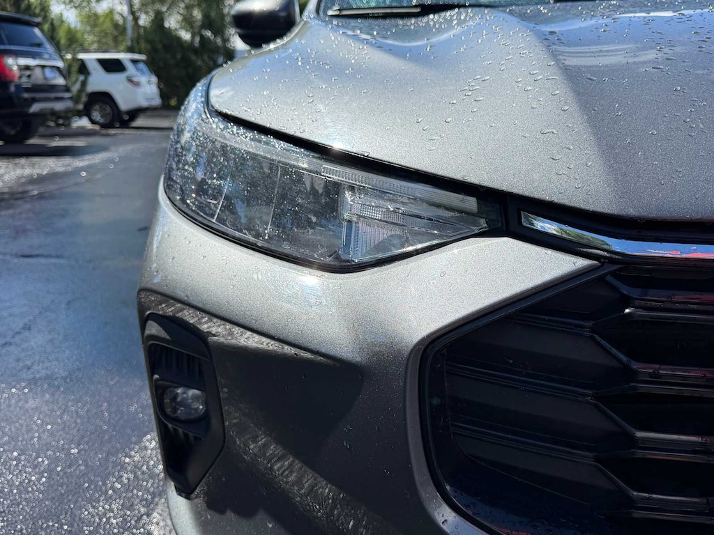 Certified 2025 Ford Escape ST-Line Select SUV
