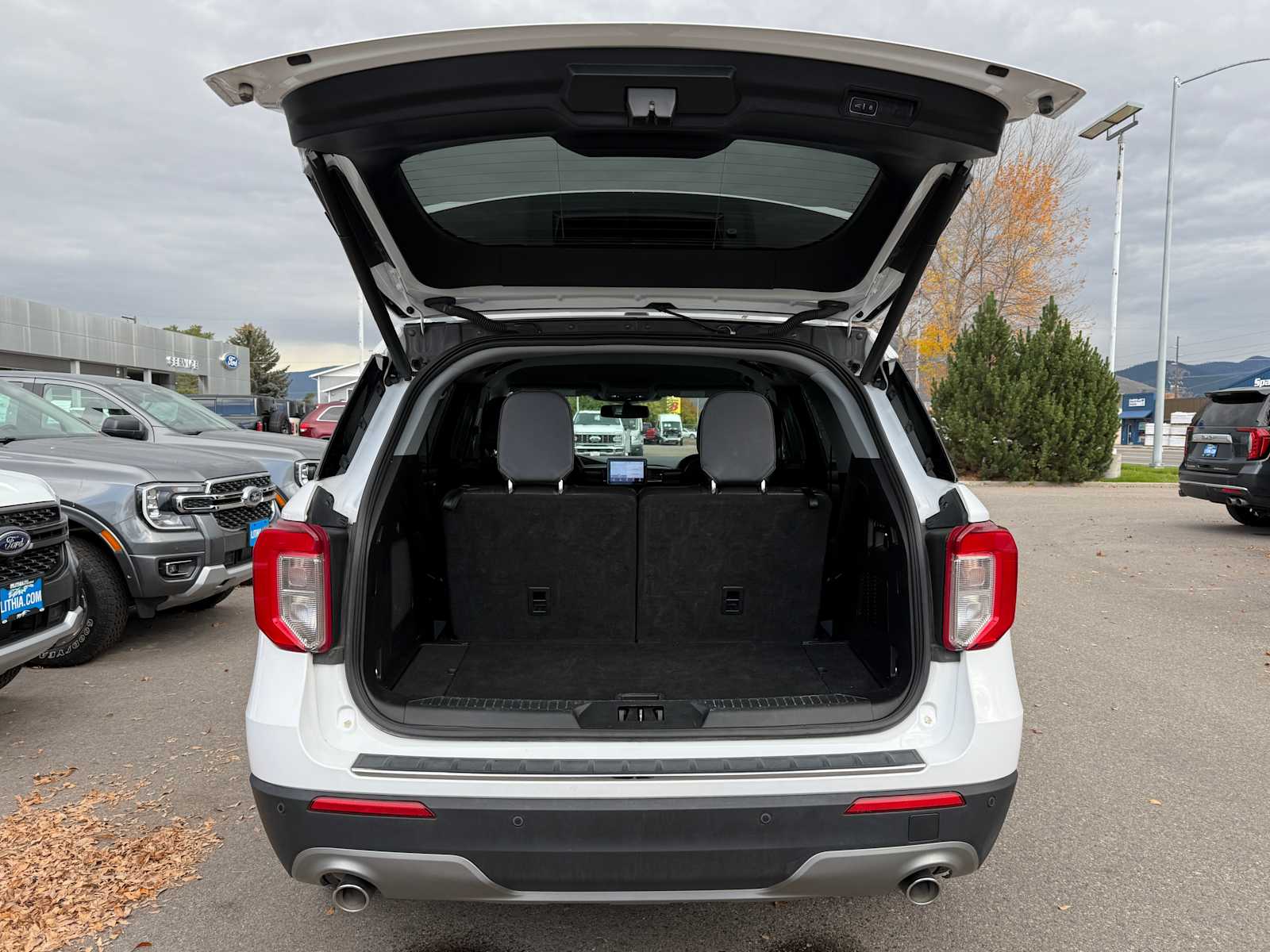 Thumbnail: 2023 Ford Explorer - 9