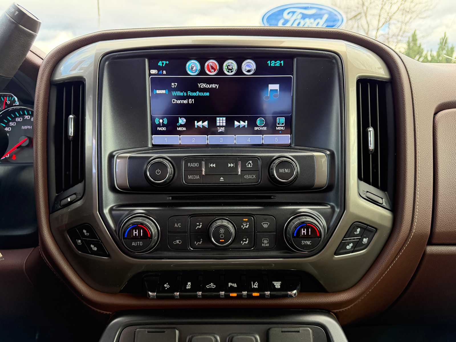 Thumbnail: 2019 Chevrolet Silverado 3500 - 17