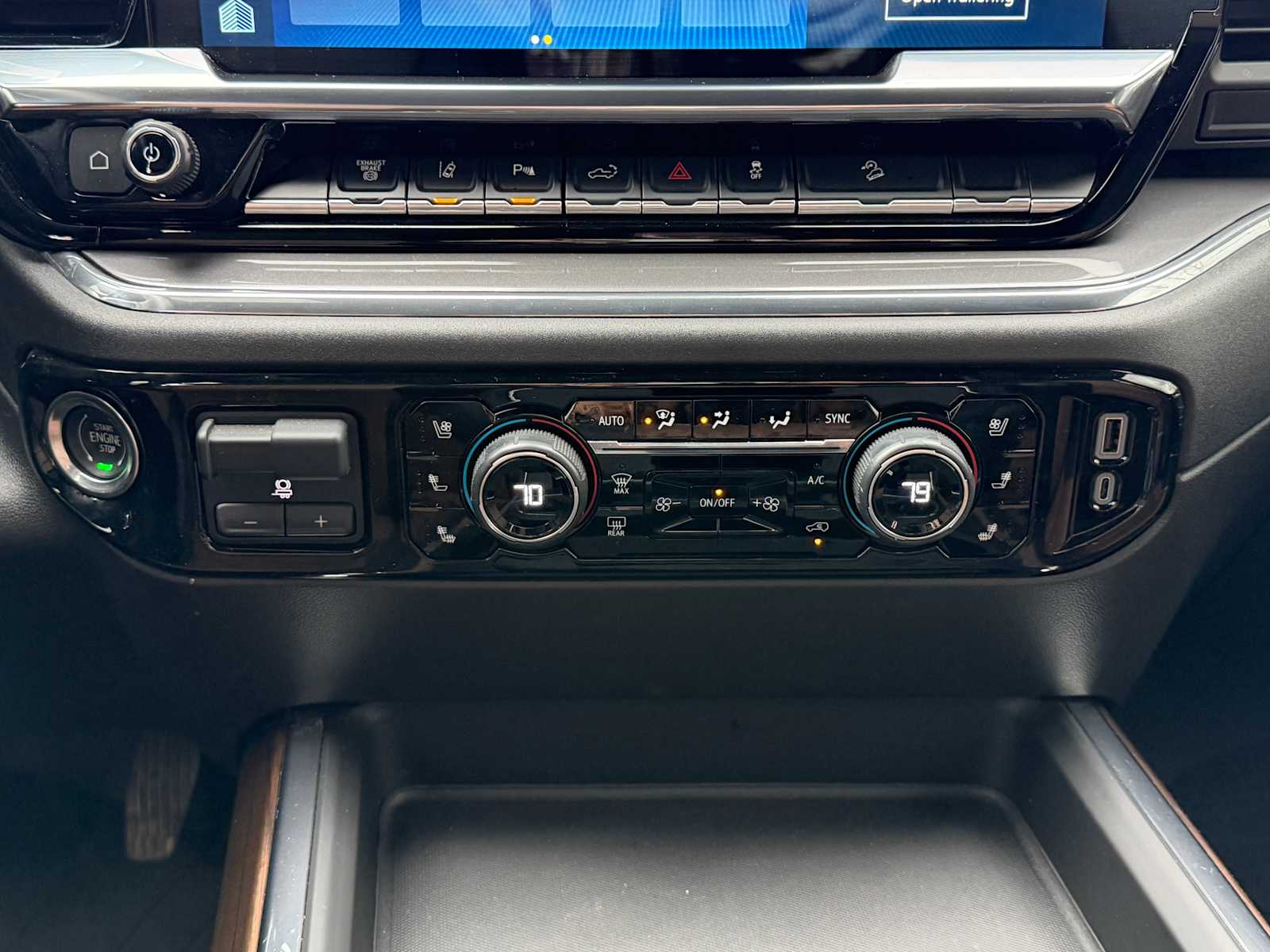 Thumbnail: 2024 Chevrolet Silverado 2500 - 16