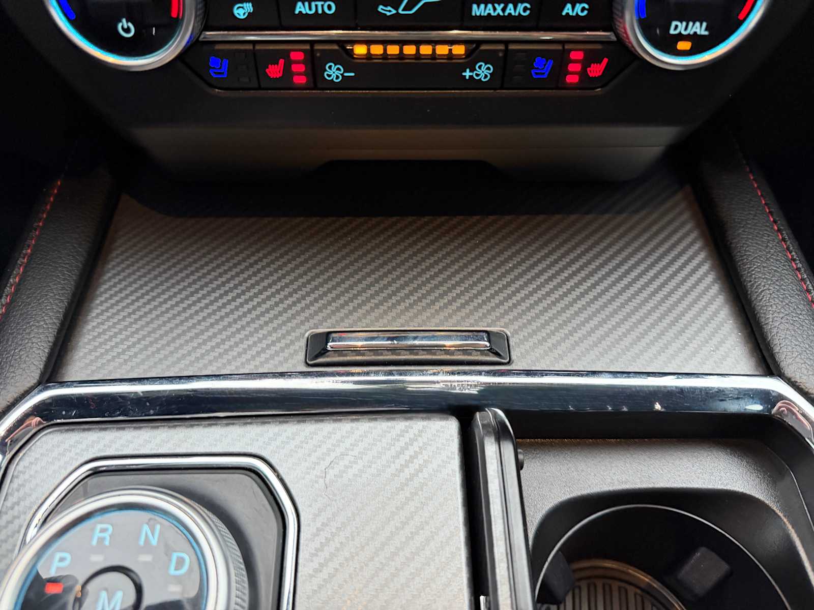 Thumbnail: 2021 Ford Expedition - 21