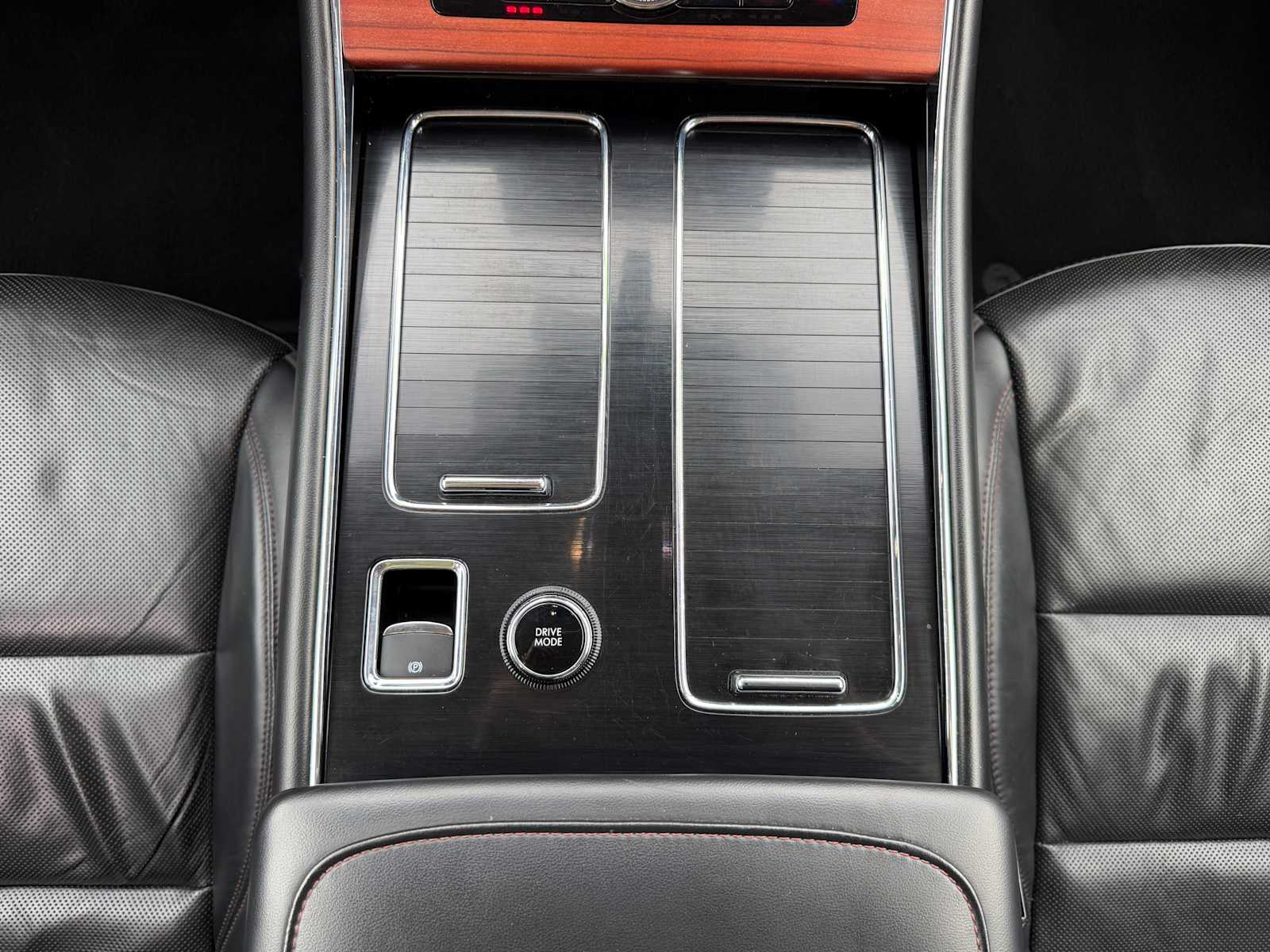 Thumbnail: 2022 Lincoln Aviator - 17