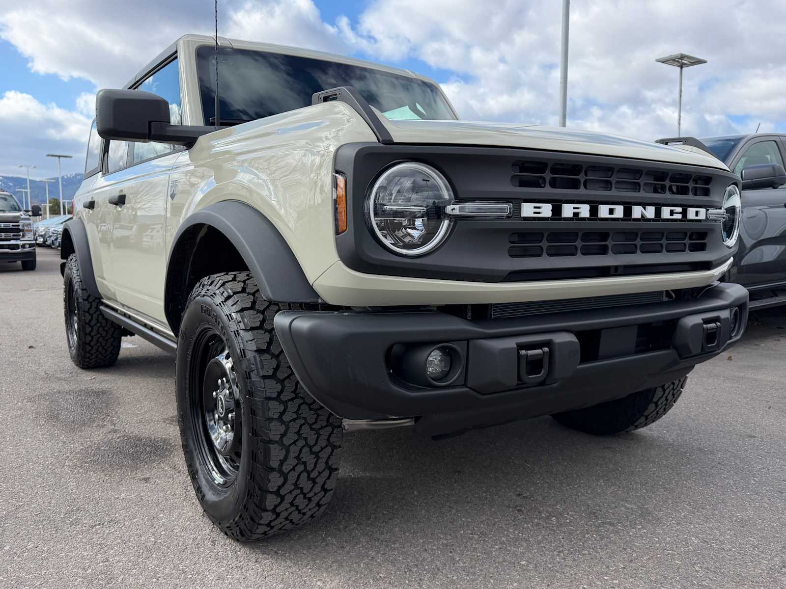 Thumbnail: 2026 Ford Bronco - 4