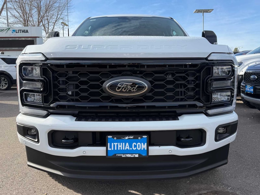 New 2026 Ford F-350 Lariat Truck Crew Cab