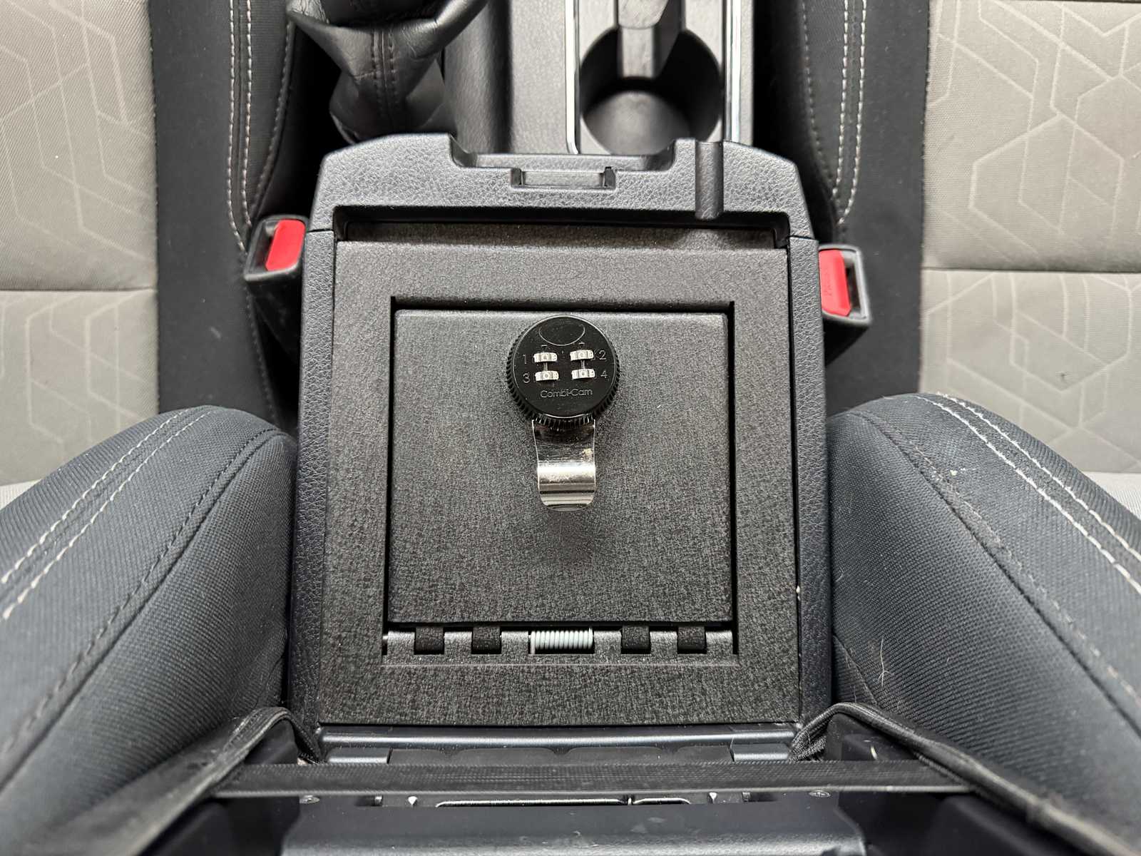 Thumbnail: 2021 Toyota Tacoma - 21